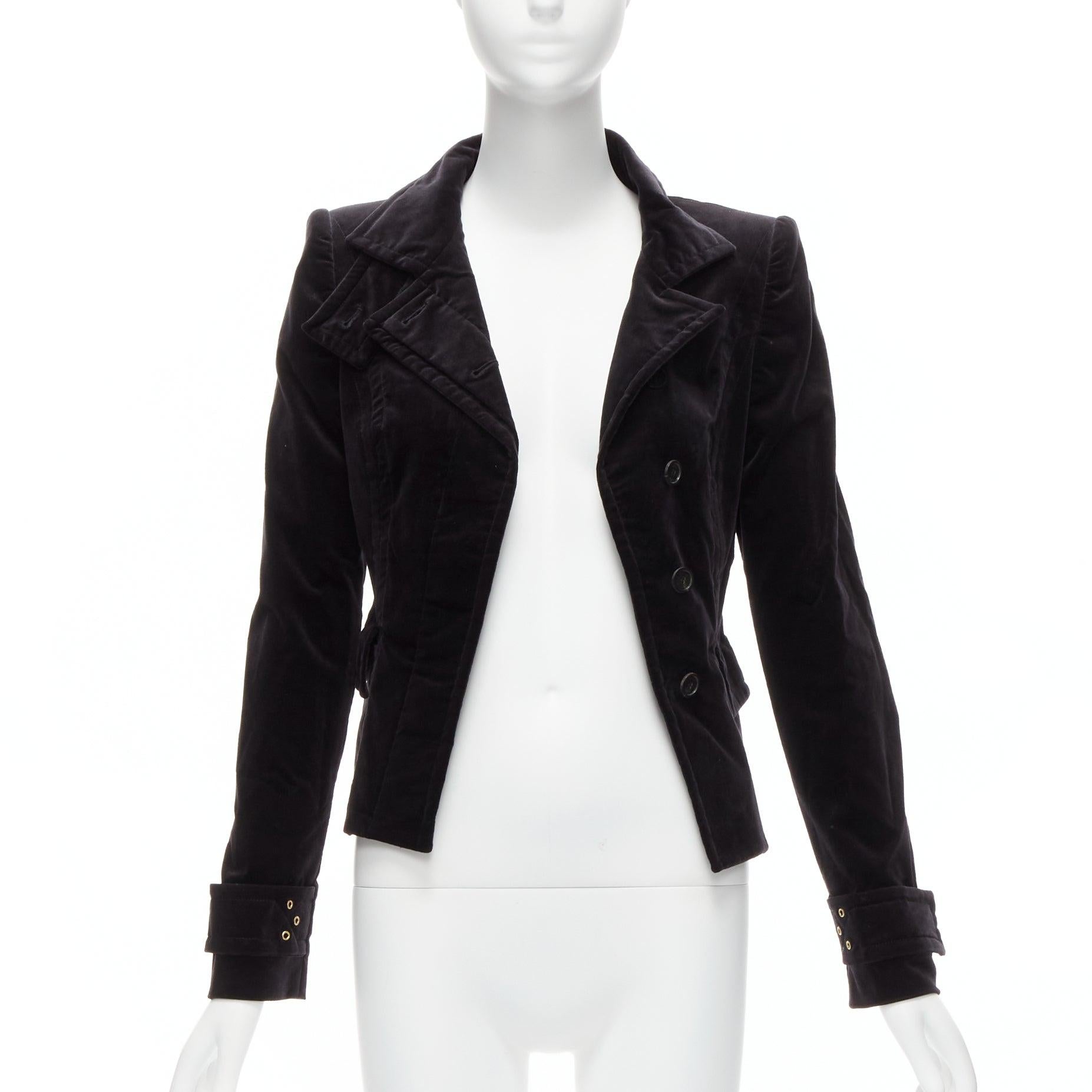 Noir GUCCI TOM FORD - Veste de costume vintage ajustée à poches et œillets en velours, taille IT 38  en vente