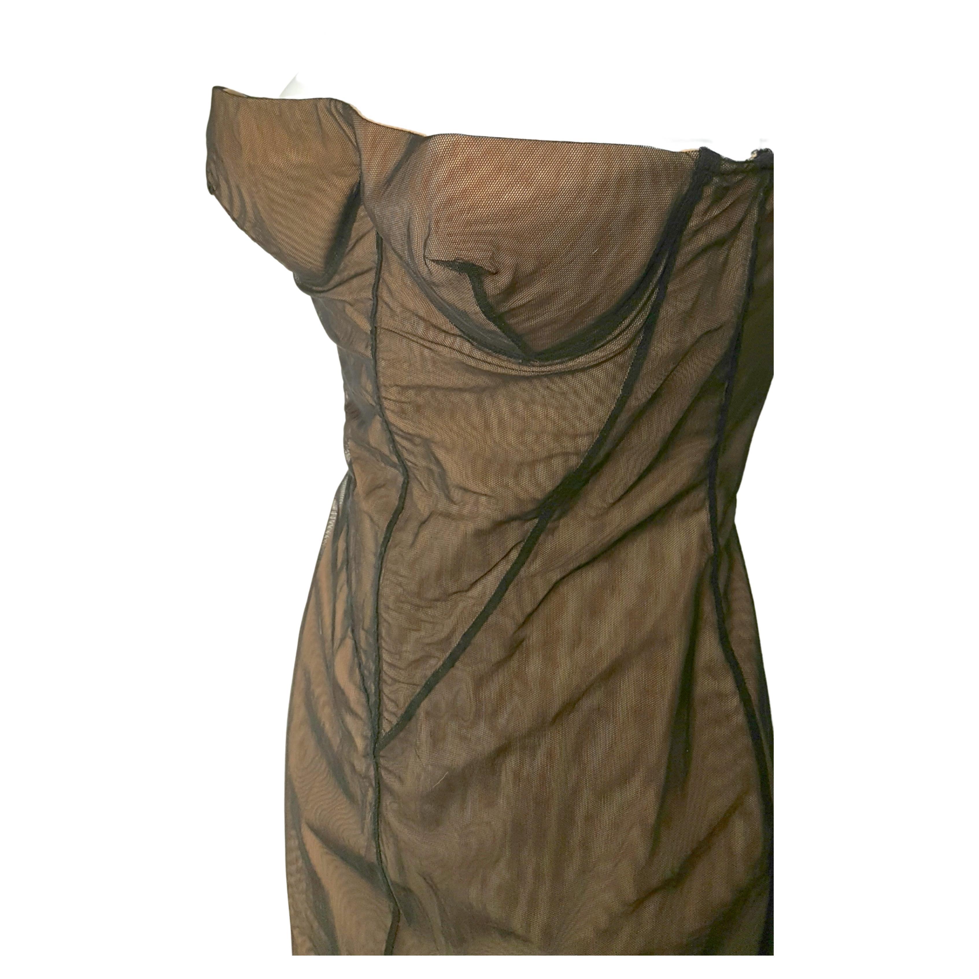 Gucci TomFord 2001 AwardYear RunwayLook2 Balconette Korsett trägerloses nudefarbenes Kleid mit Korsett im Angebot 1