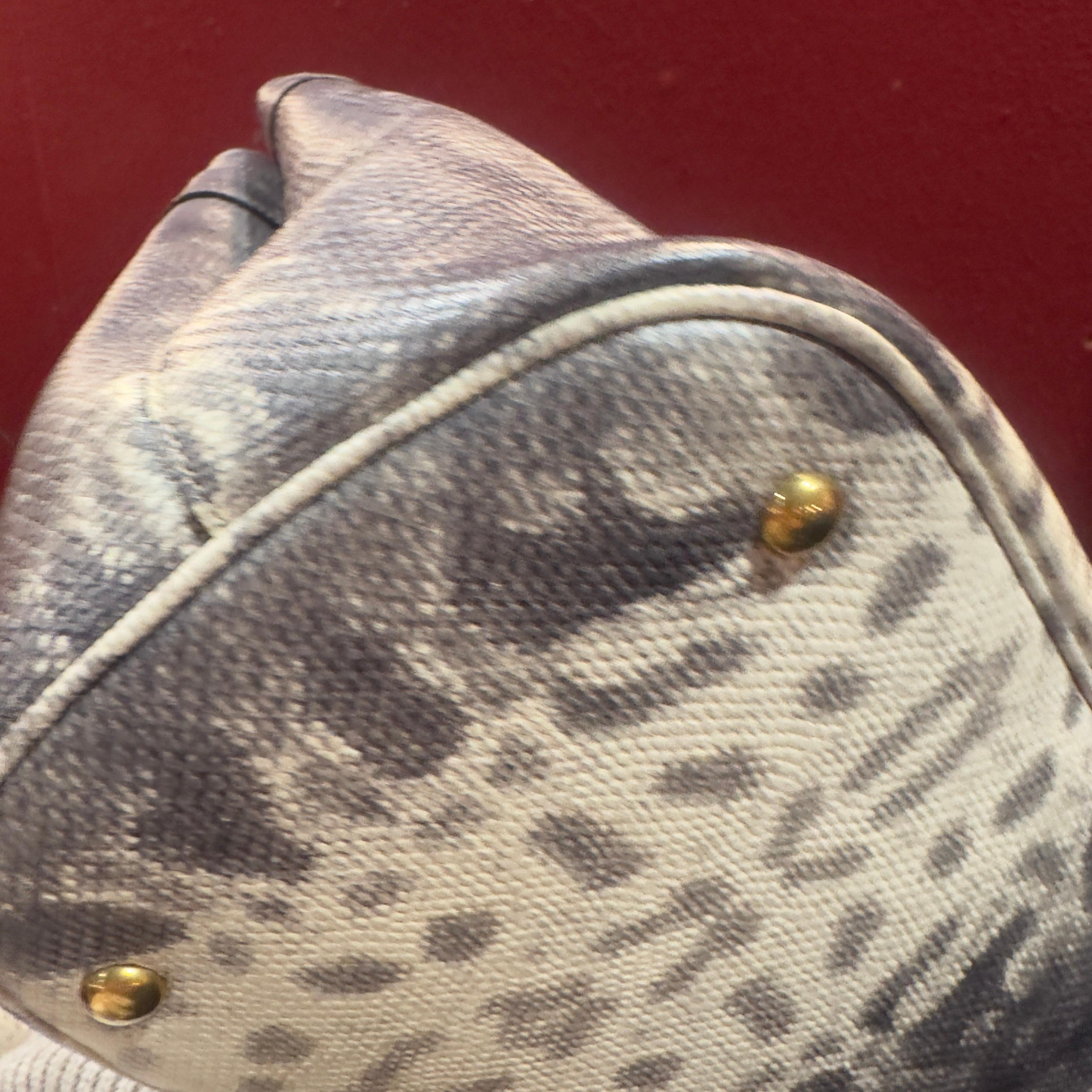 Gucci Tote in Pelle Anaconda Grigio – Vintage Rare en vente 3