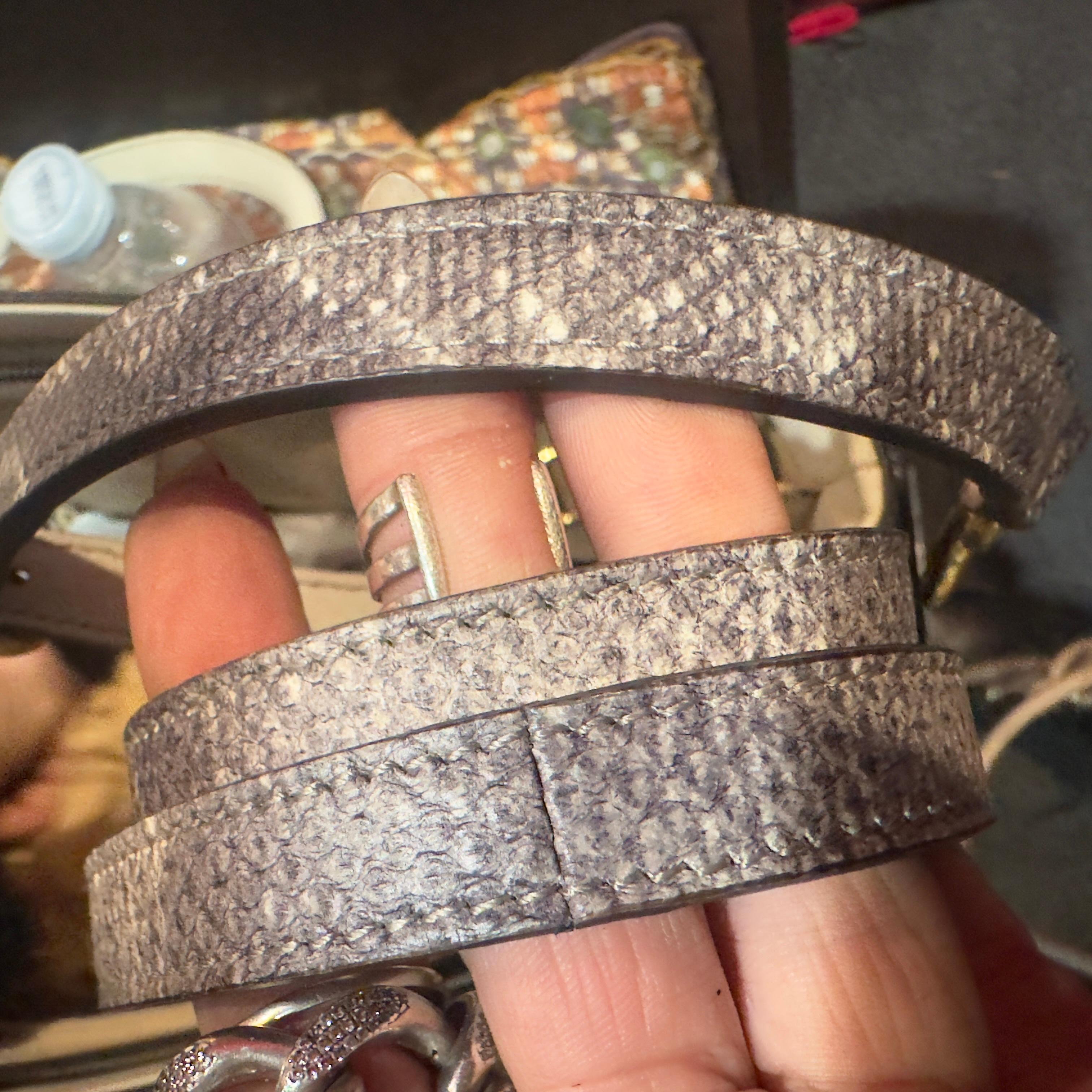 Gucci Tote in Pelle Anaconda Grigio – Vintage Rare en vente 4