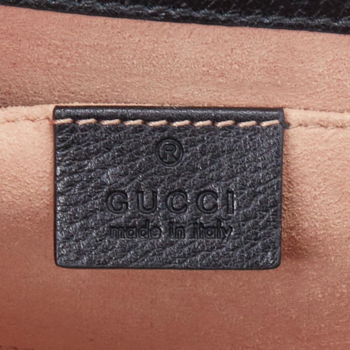 Bolso crossbody GUCCI Totem de piel de becerro negra con correa de cristal y logotipo de mariposa 5