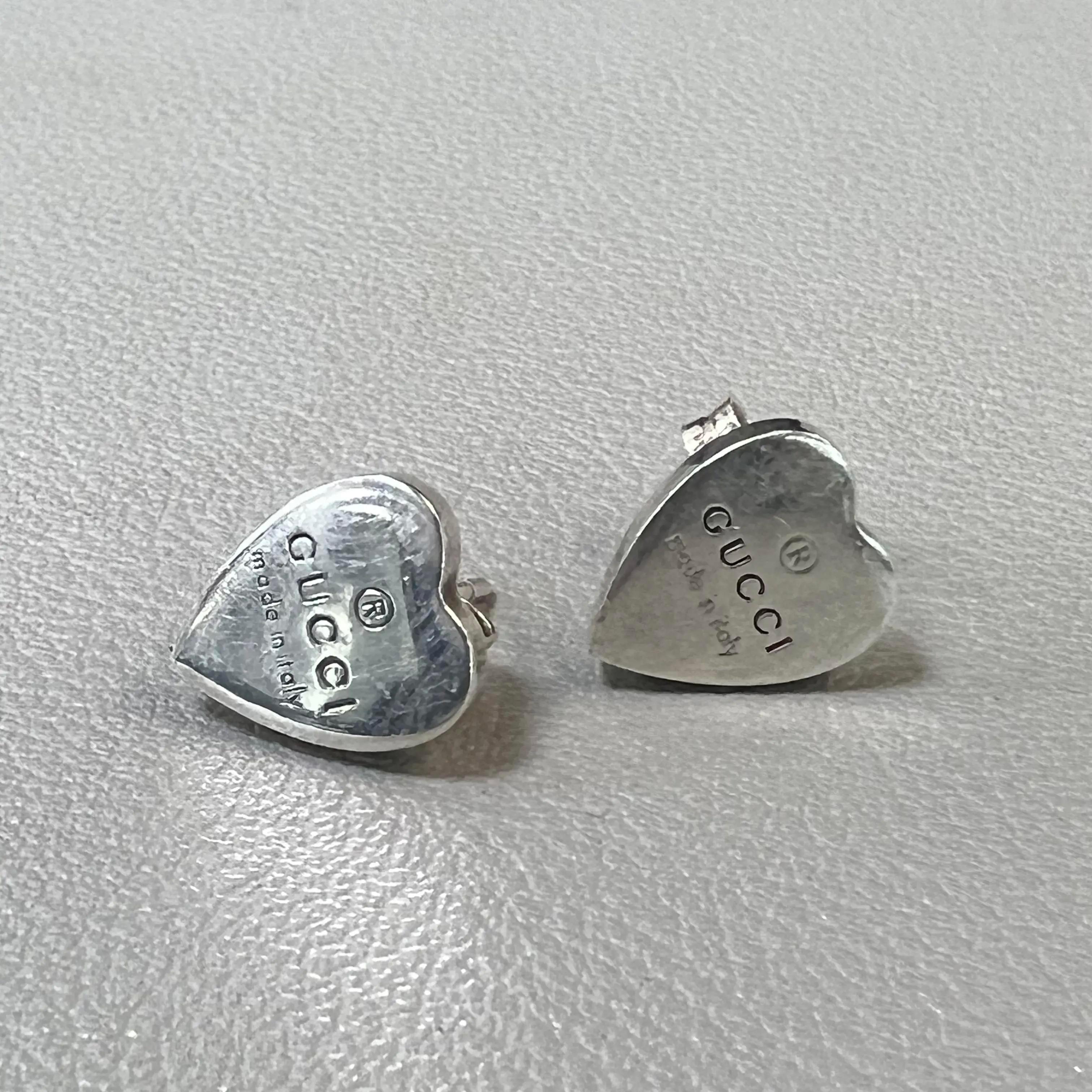 gucci trademark heart stud earrings sterling silver