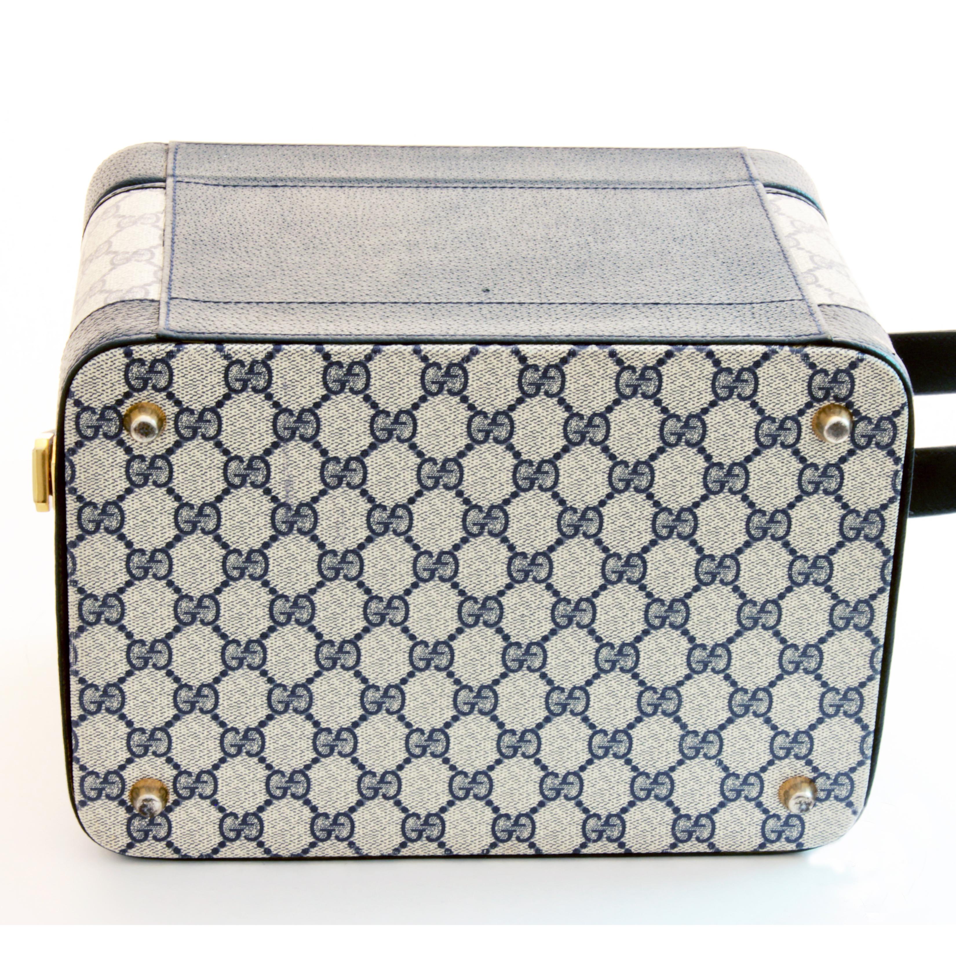 Gucci Tren Caso Vanidad Carry On Bolsa de viaje GG Logo Lienzo Azul marino Cuero 80s en venta 8