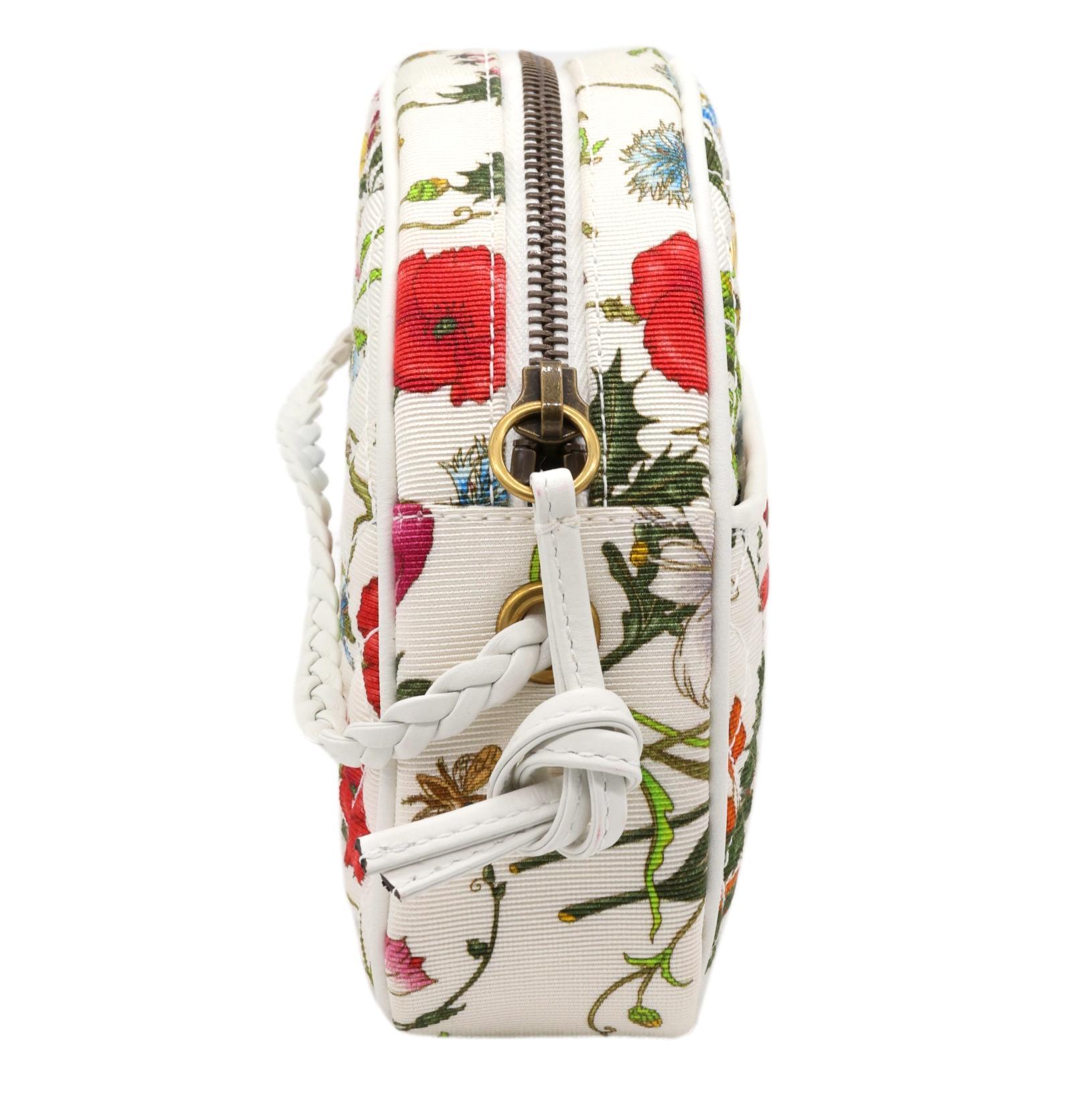 Gucci Trapuntata Quilted Floral Crossbody Bag with Multi-tonal Hardware, 2018. In Excellent Condition In Banner Elk, NC