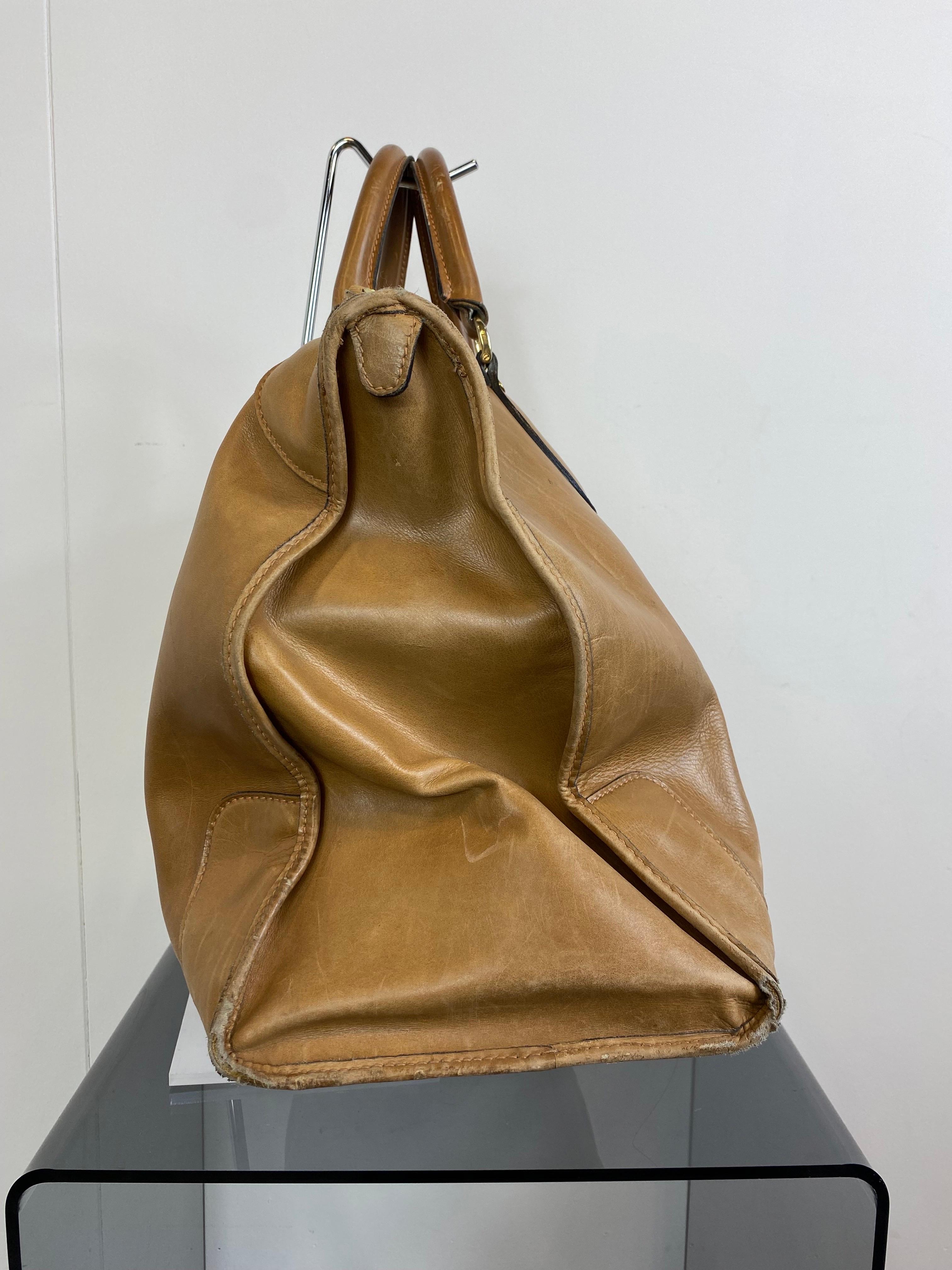 Brown Gucci travel bag For Sale