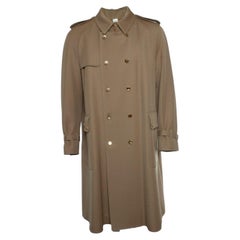 Gucci, Trenchcoat in camel with gold buttons
