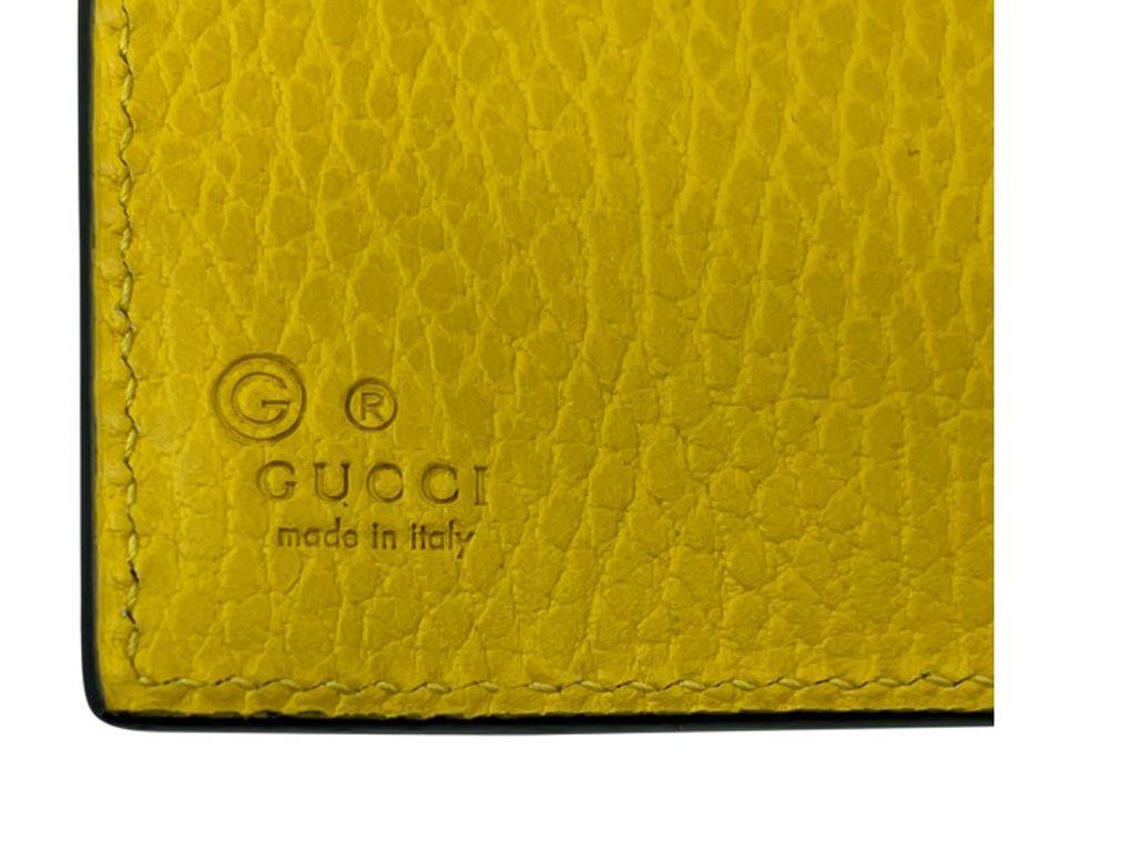 Gucci Tri-Fold Wallet In New Condition For Sale In London, GB