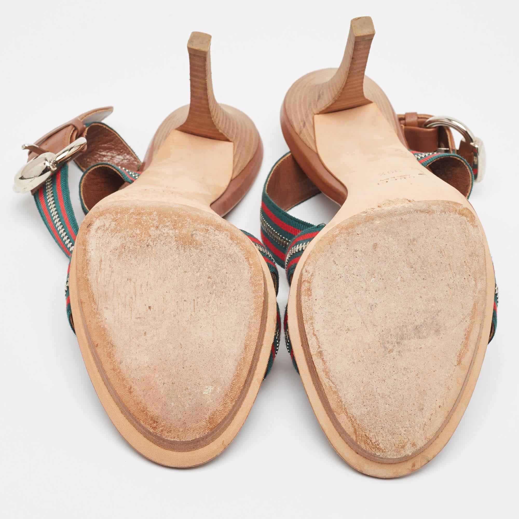Sandales à lacets Gucci en cuir tricolore et toile à fermeture éclair, taille 39,5 en vente 1