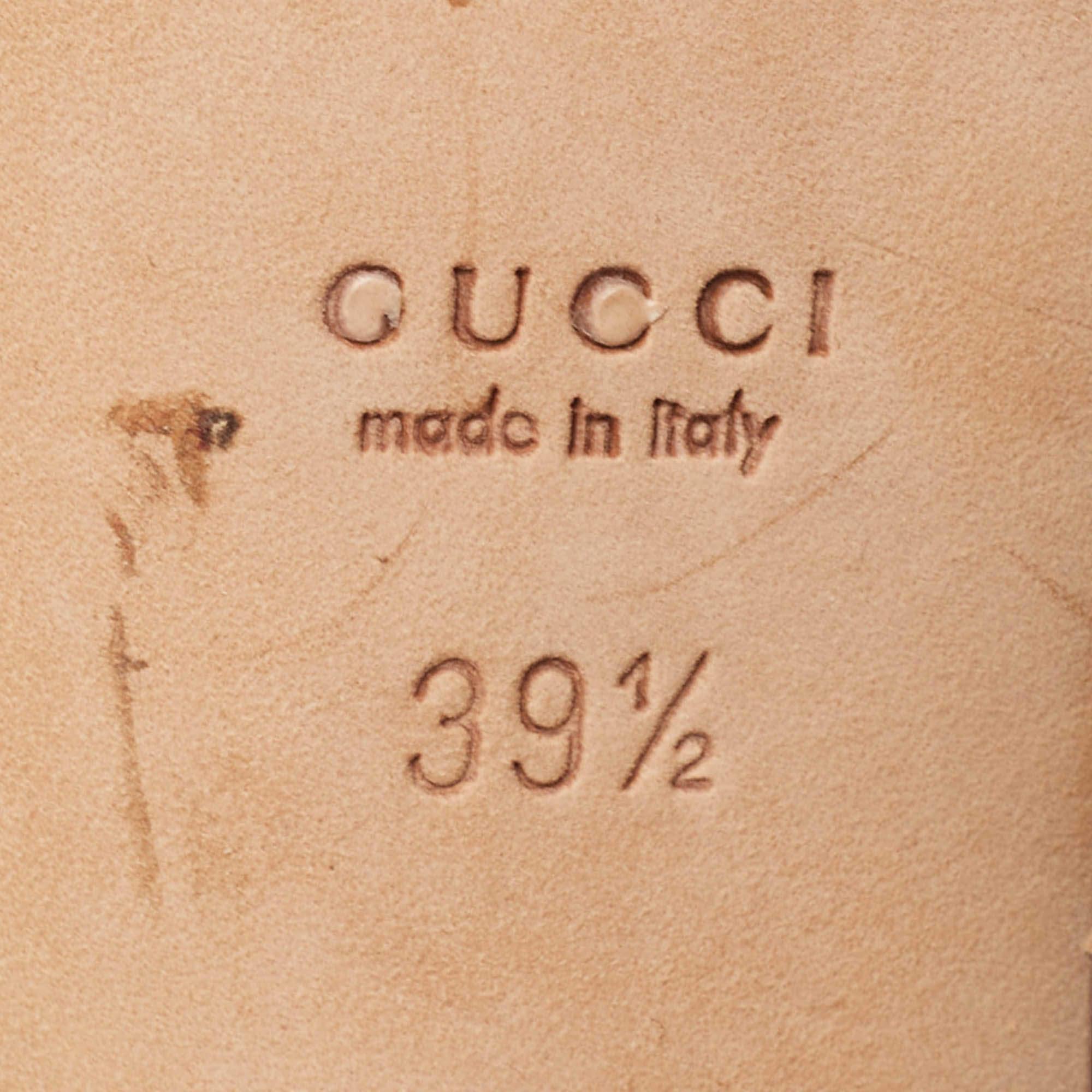 Sandales à lacets Gucci en cuir tricolore et toile à fermeture éclair, taille 39,5 en vente 3
