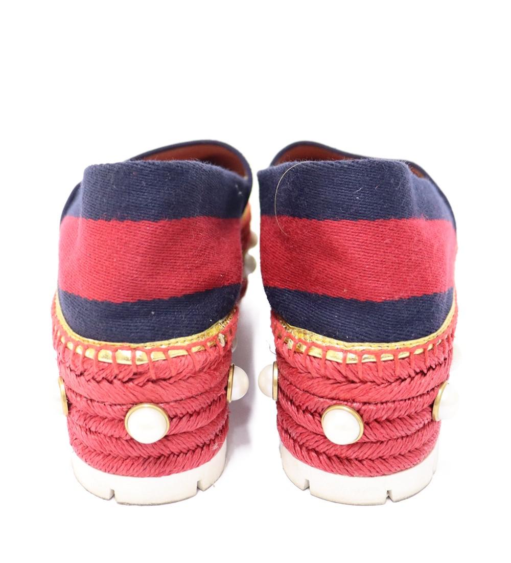 Gucci Tricolor Metallic Pearl Embellished Platform Espadrille Size EU 40 In Excellent Condition In Amman, JO