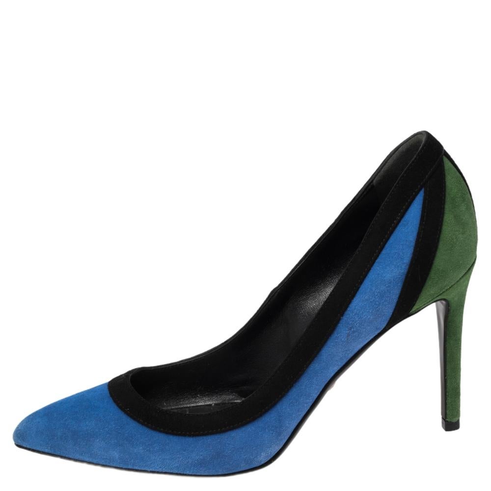 This Gucci pump brings a design that will remain stylish through any season or trend. It has a timeless appeal. Made in Italy, this pair is constructed using tricolor suede and designed with pointed toes and 9 cm heels.

Includes: Original Dustbag