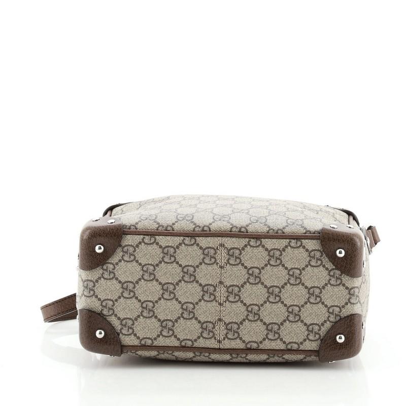 Gucci Trunk Umhängetasche GG aus beschichtetem Canvas mit beschlagenem Leder Damen