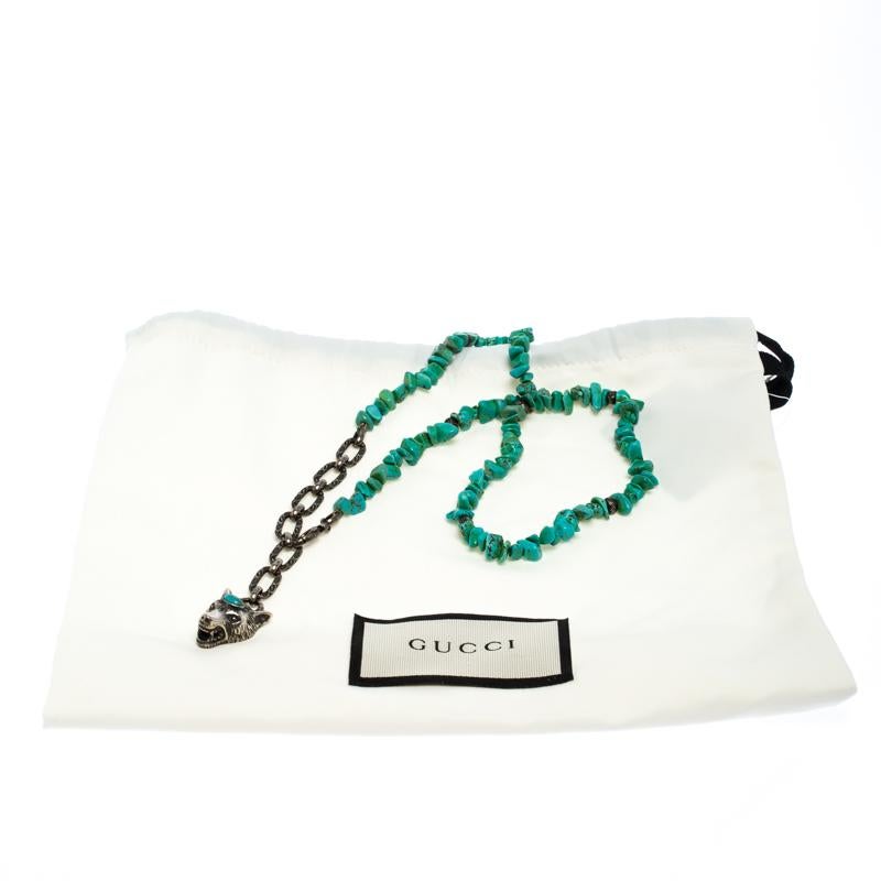 Gucci, collier pendentif Forêt de loup vert turquoise de couleur argent ancien en vente 1