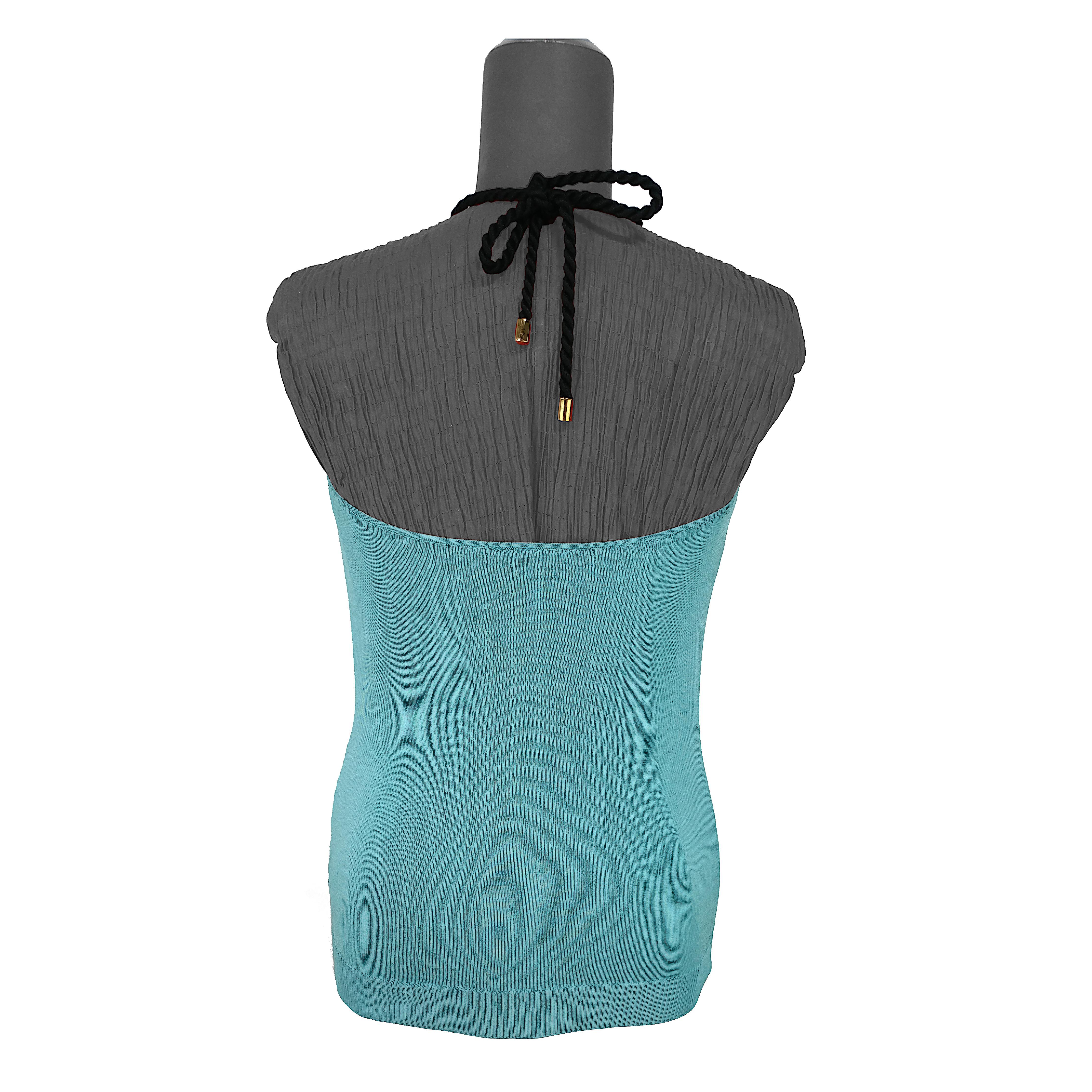 An outstanding Gucci vintage item designed by Frida Giannini in 2008, this halter top in a beatiful turquoise color features a black rope finished with logoed golden clips and a keyhole neckline embellished by a green stone embedded in a golden