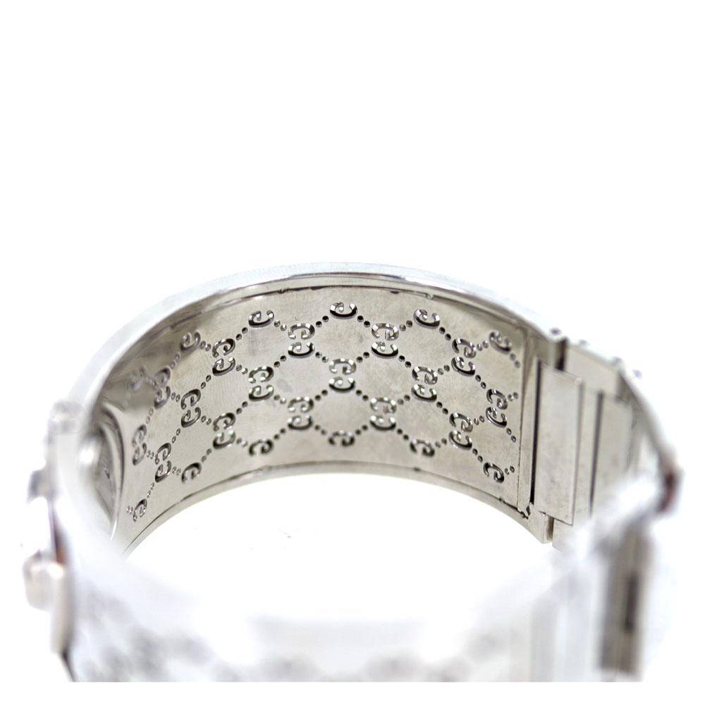 Modern Gucci Twirl Diamond Bezel Bangle Stainless Steel Watch