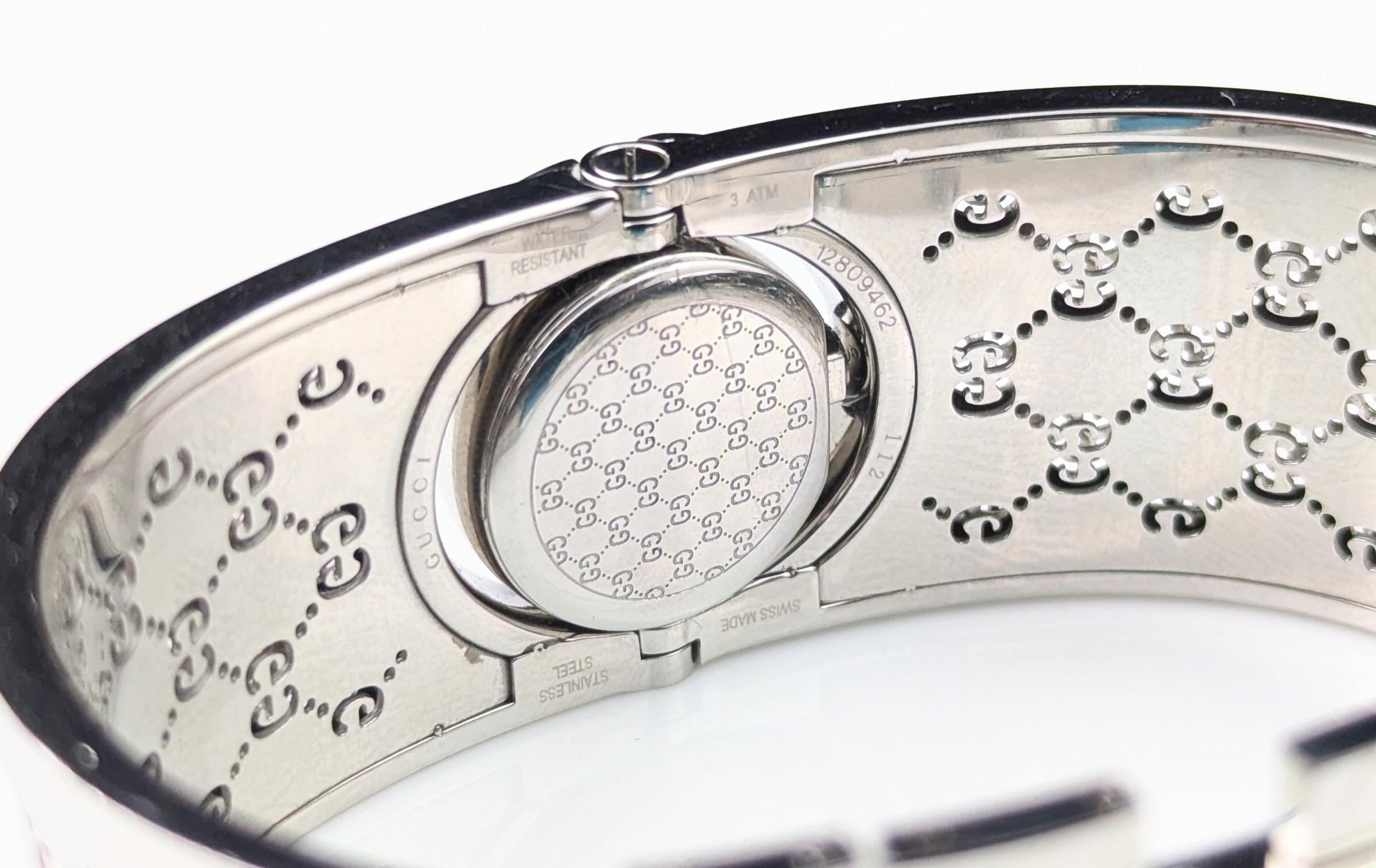 Montre-bracelet pour dames Gucci Twirl, emballée en vente 5