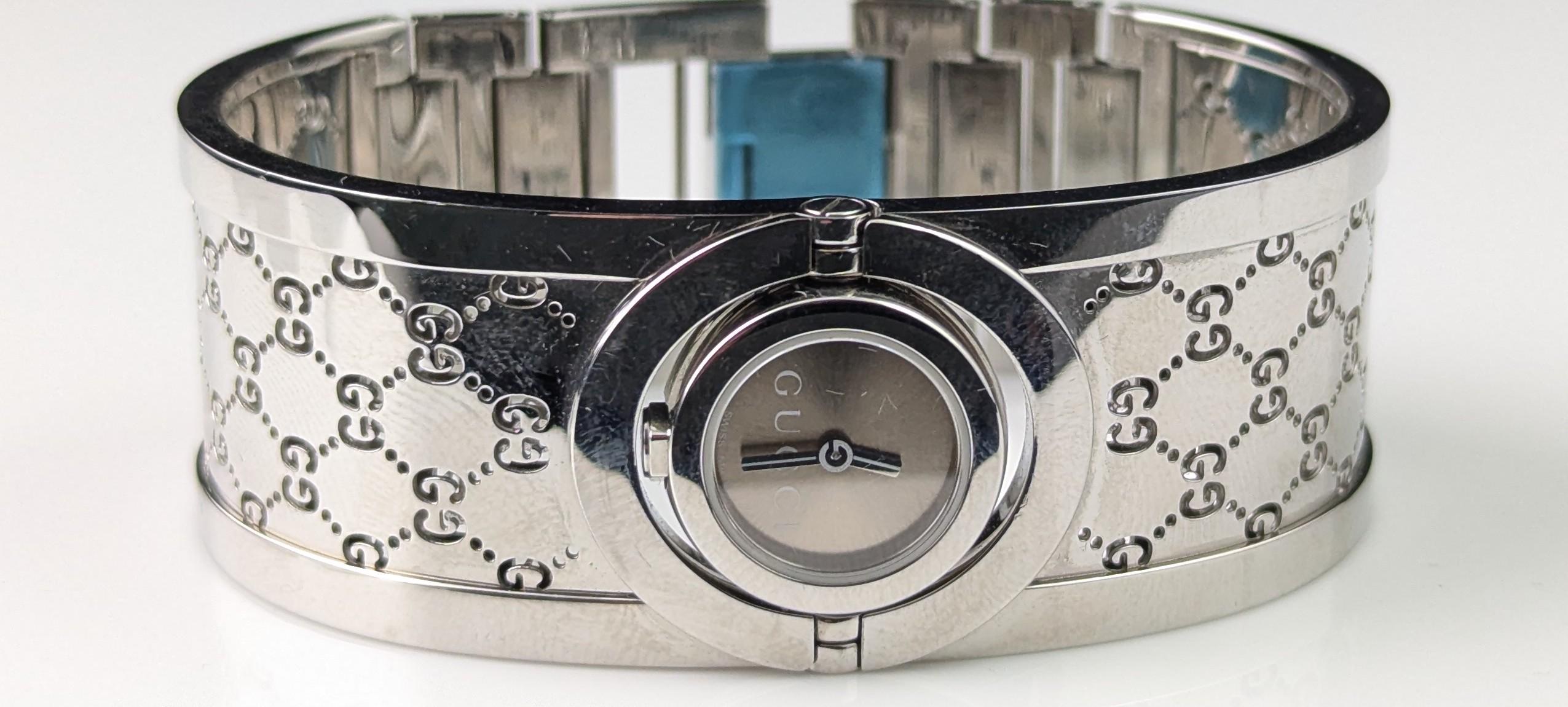 Montre-bracelet pour dames Gucci Twirl, emballée en vente 9