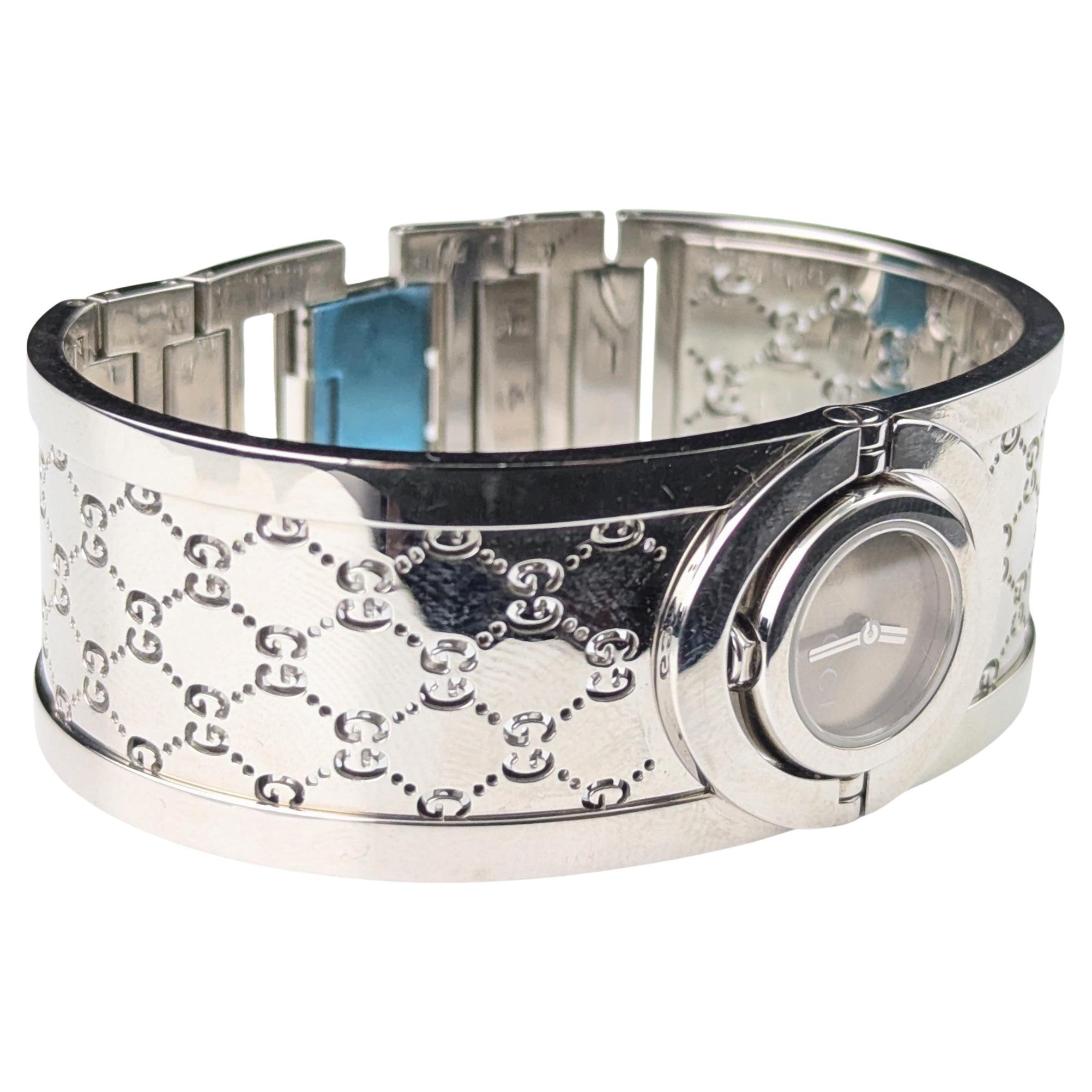 What is the movement on a Gucci watch?