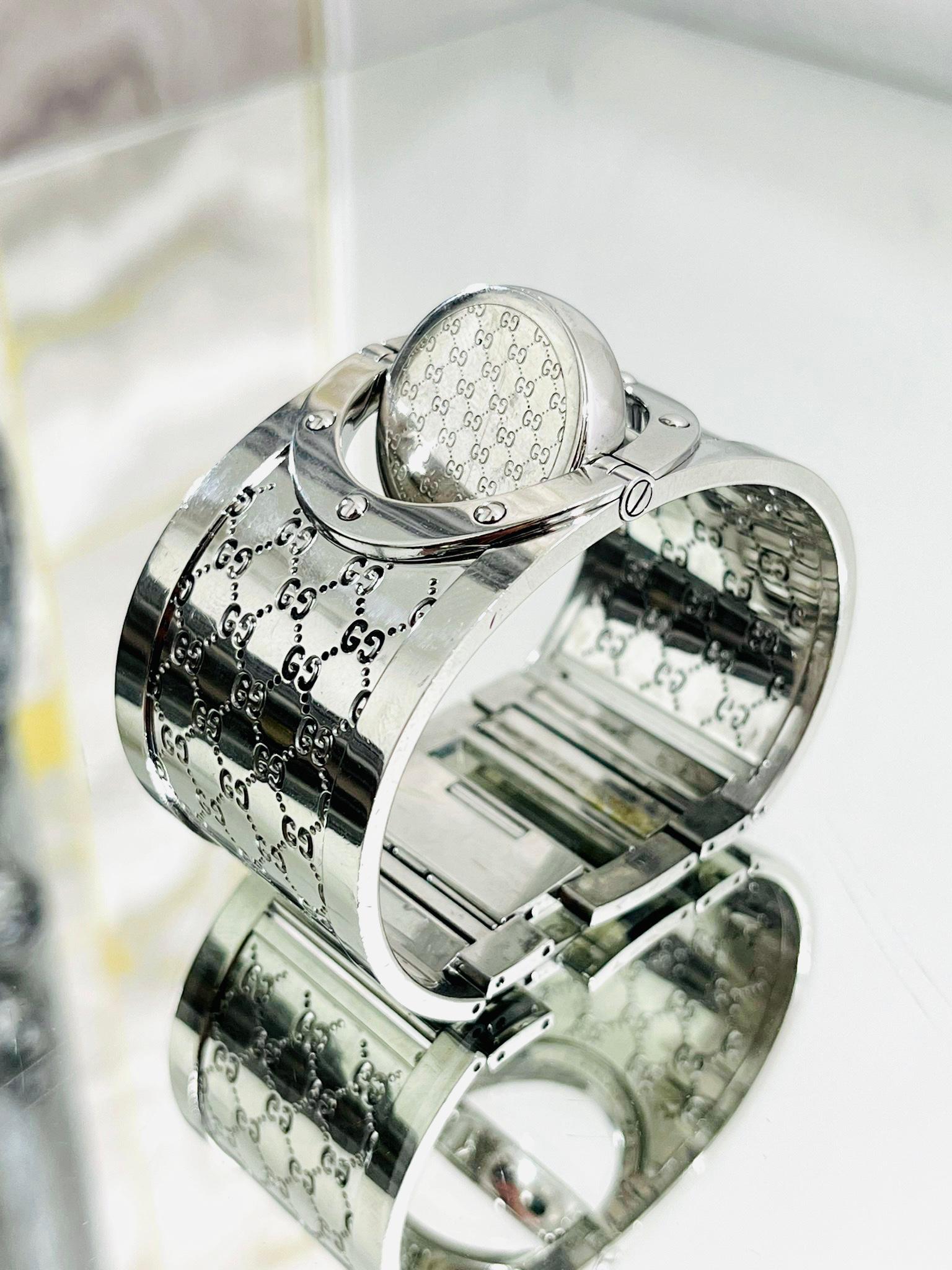 Modern Gucci Twirl Stainless Steel & Full Diamond Face Watch