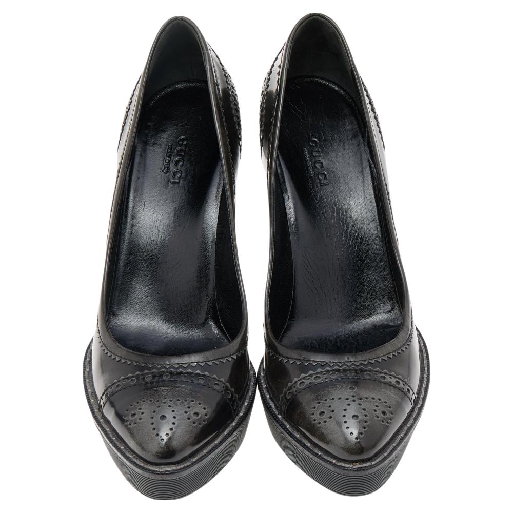 Match your outfit with this pair of high-end pumps designed by Gucci. Look refined and sophisticated by flaunting this pair of leather pumps detailed with brogue accents. Stand out from the crowd while donning these exquisite high-heeled pumps.


