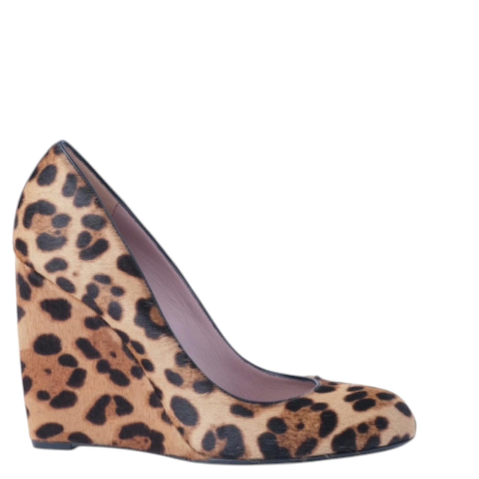 Gucci, zeppa in pelo di cavallino bicolore con stampa leopardata - anni '00