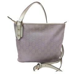 Gucci (Ultra Rare) Lavendar Monogram Gg Signature Cross Body 869599 Purple Canva