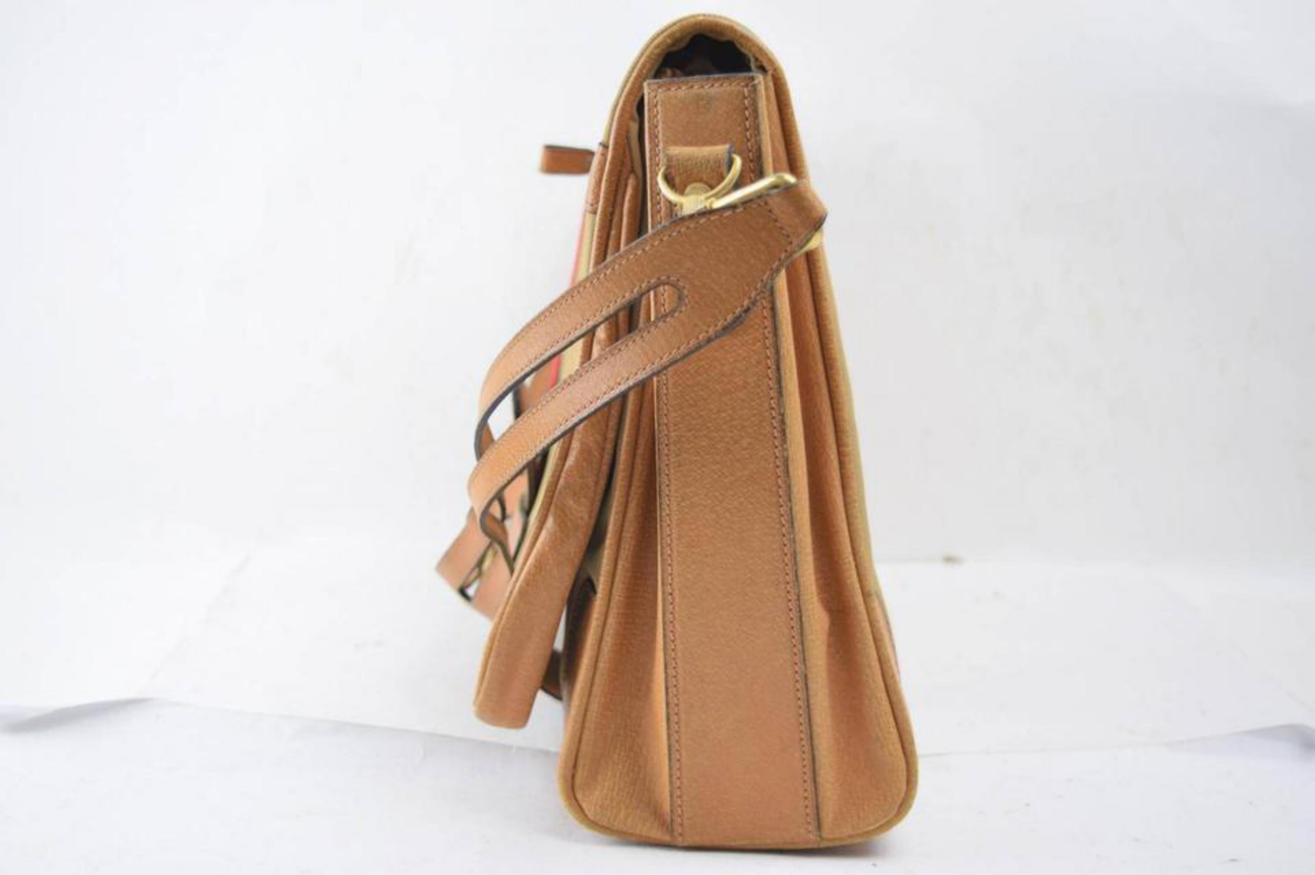 Gucci (Ultra Rare) Vintage Web Messenger 867947 Brown Canvas Shoulder Bag For Sale 3