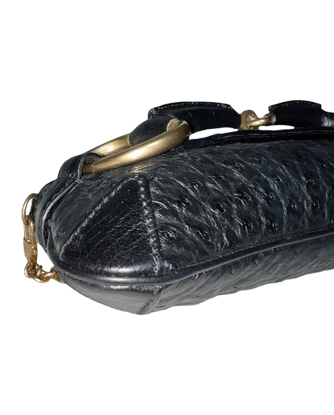 GUCCI Unworn Black Exotic Ostrich Skin Horsebit Flap Bag Clutch In Good Condition For Sale In Switzerland, CH