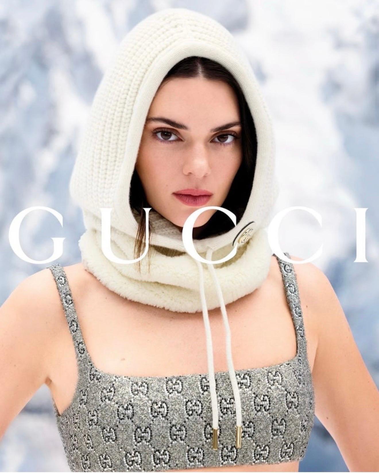 Gucci Ungetragene Kristall verschönert Silber Rohr BH Bralette Crop Top im Angebot 12