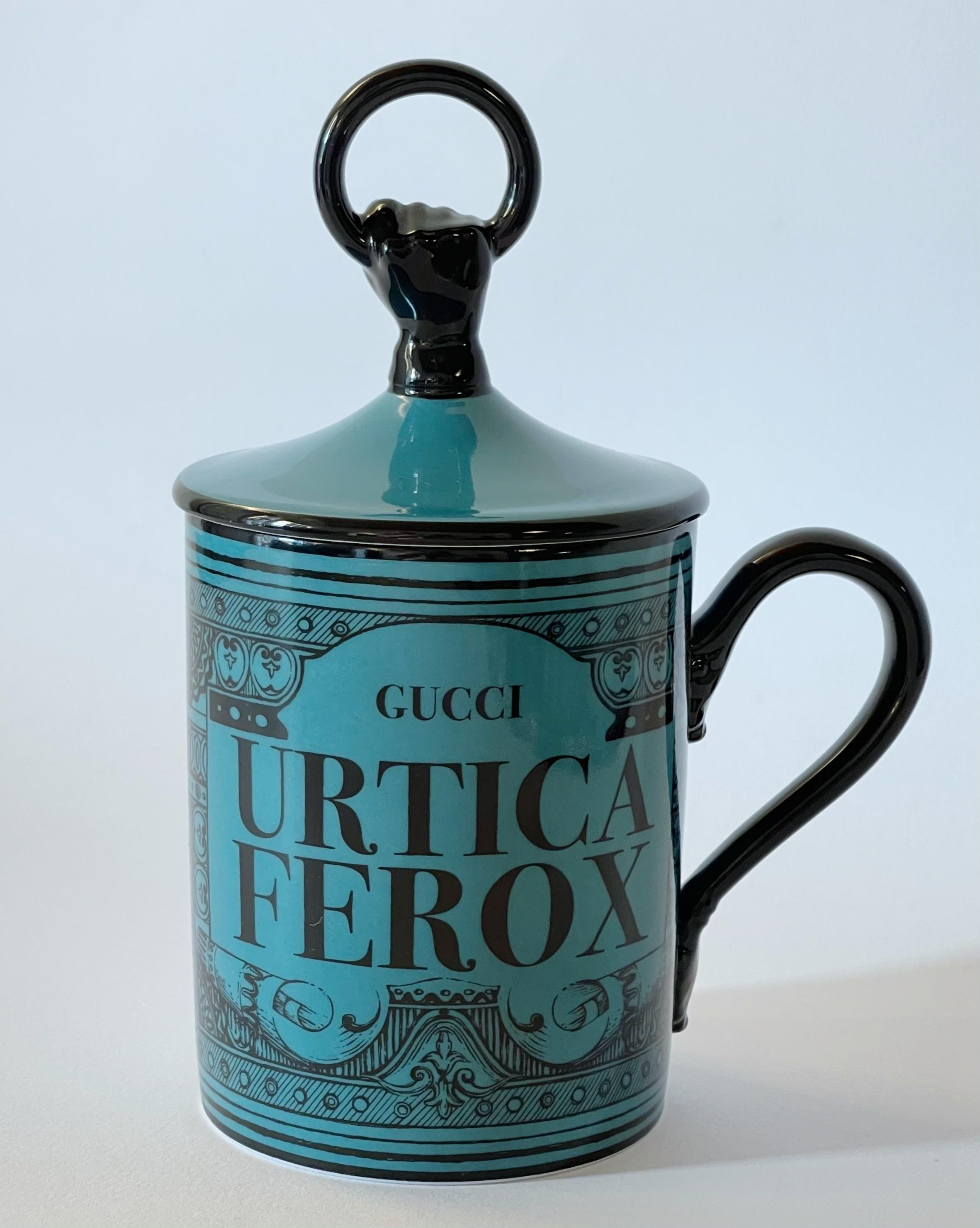 Gucci Richard Ginori Porzellan-Kaffeebecher mit dem Schriftzug 