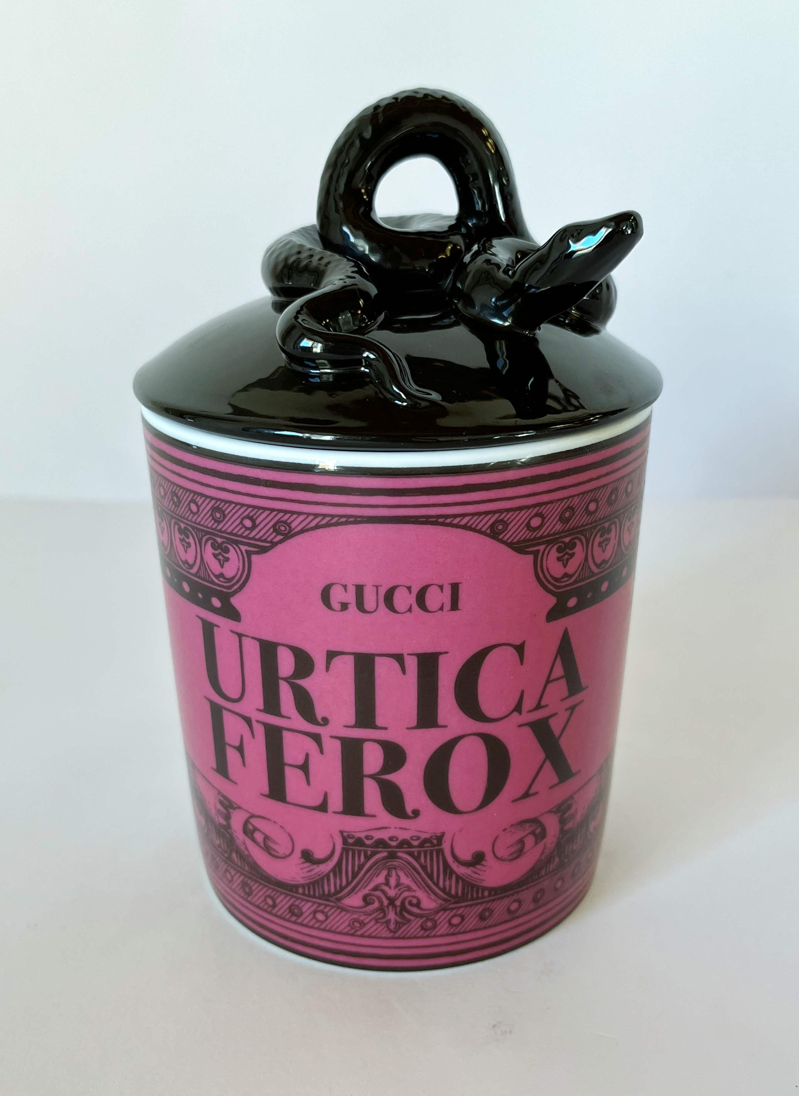 GUCCI Urtica Ferox Scented Candle In Excellent Condition For Sale In Los Angeles, CA
