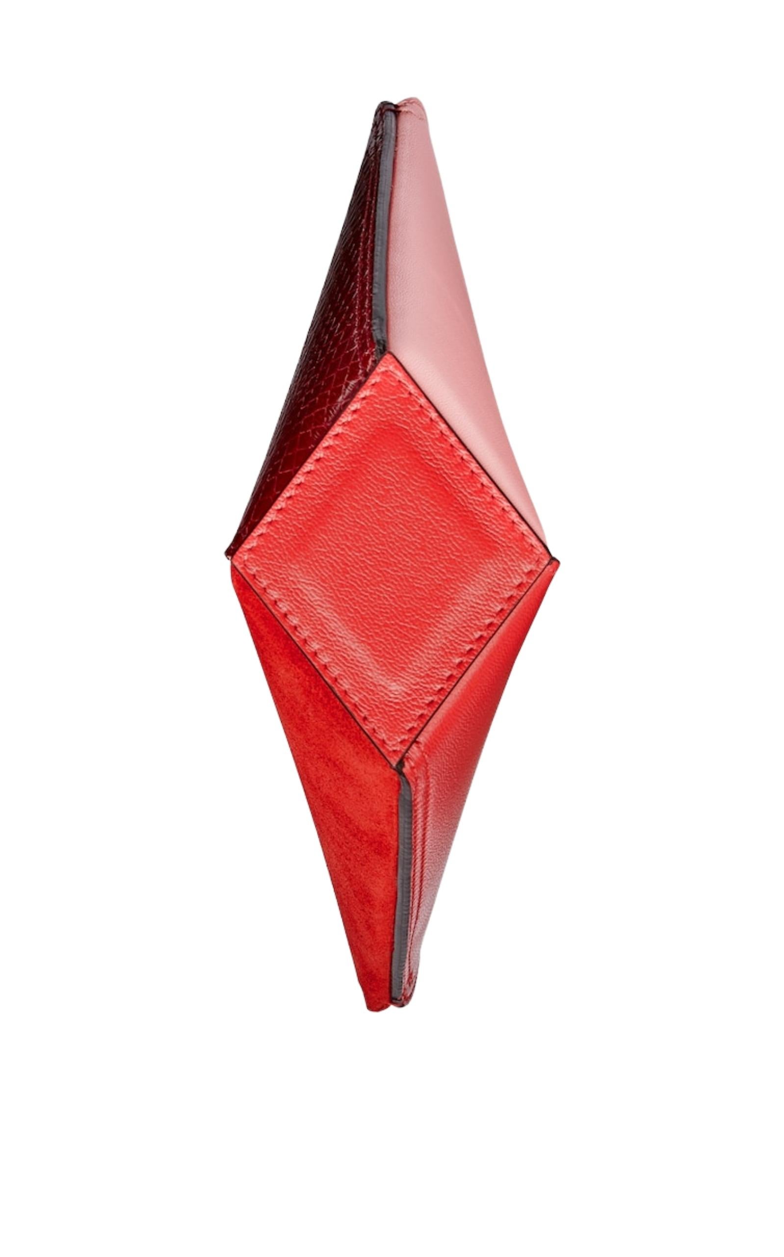 Gucci, petit sac cœur Love Valentine's Day avec cuir python exotique Pour femmes en vente