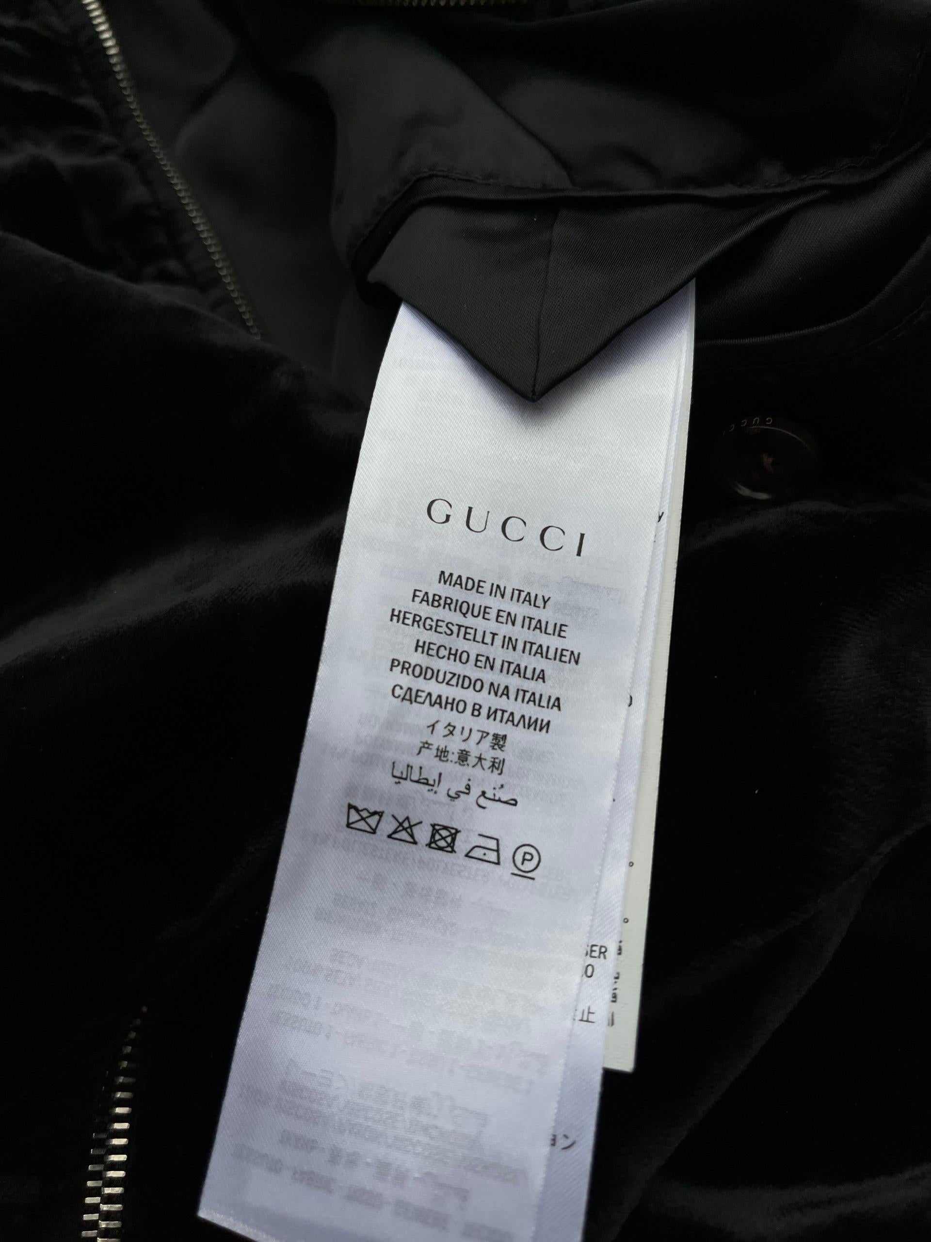 Gucci Velour Horsebit Track Jacket, Autumn Winter 2019. In Good Condition For Sale In Seattle, WA