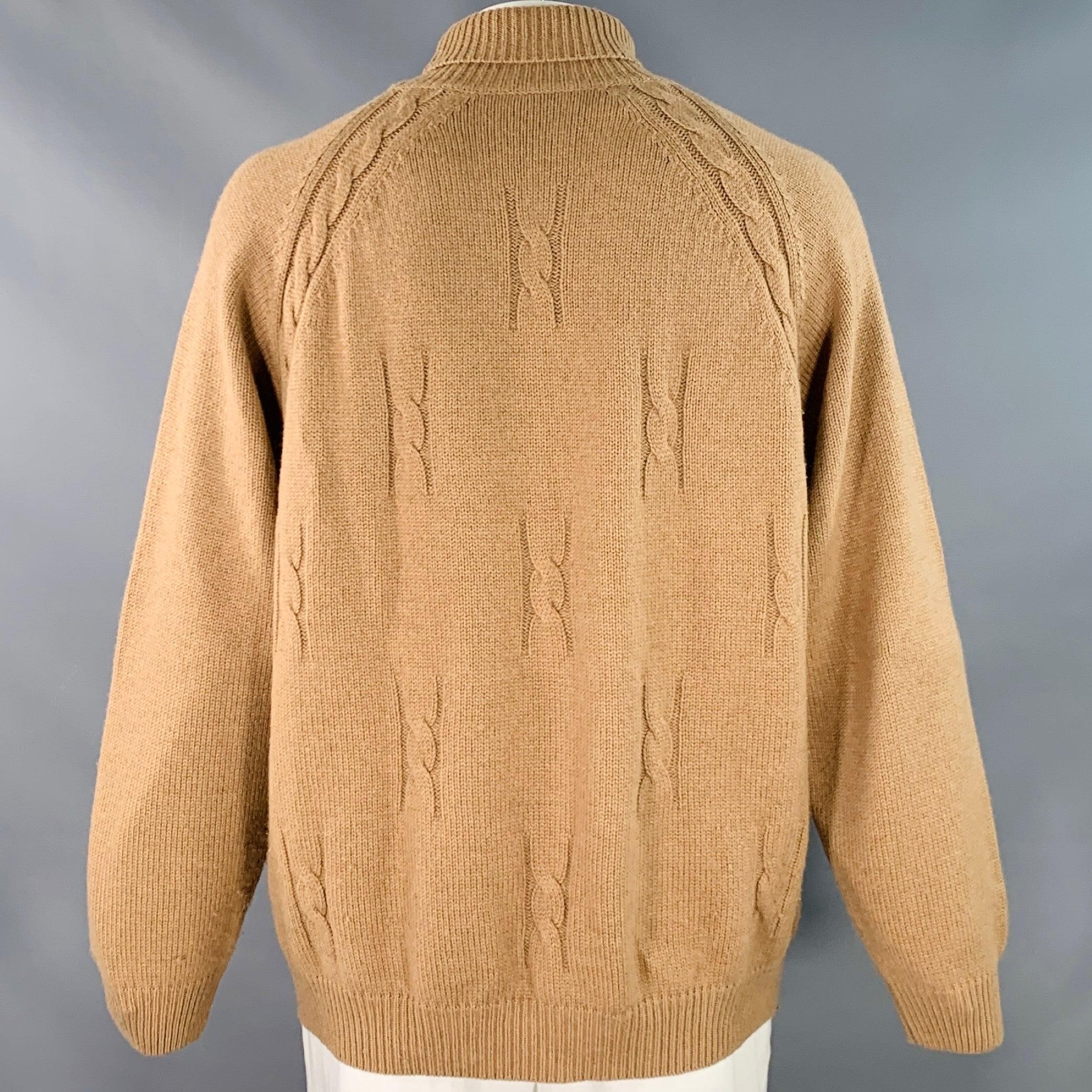 Beige Gucci Vintage anni '80 taglia 46 Tan Cable Knit Camel Hair Turtleneck Sweater in vendita