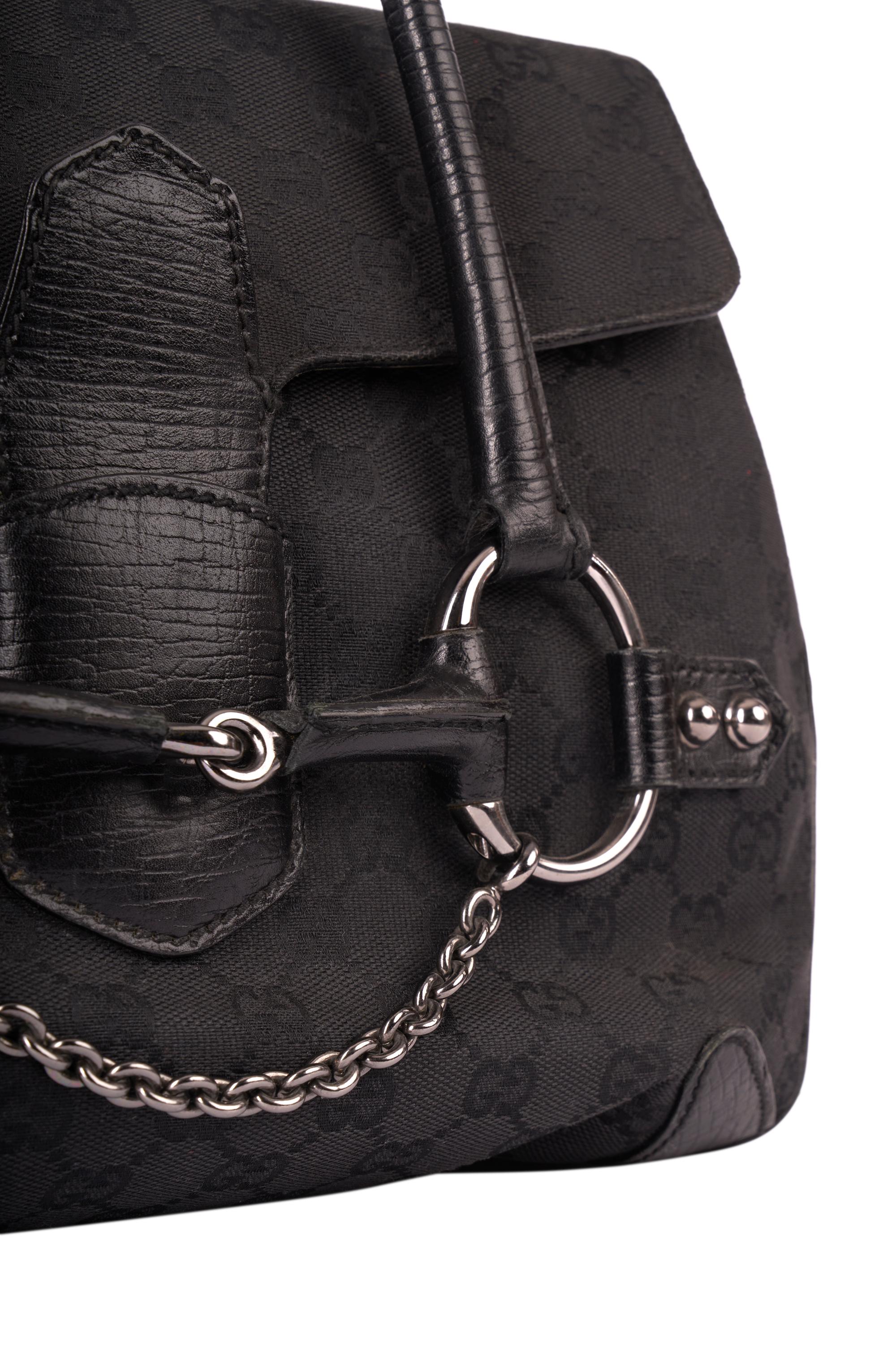 Bolso Gucci Vintage 2000's Negro Monograma Horsebit en Excelente estado para la venta en London, GB