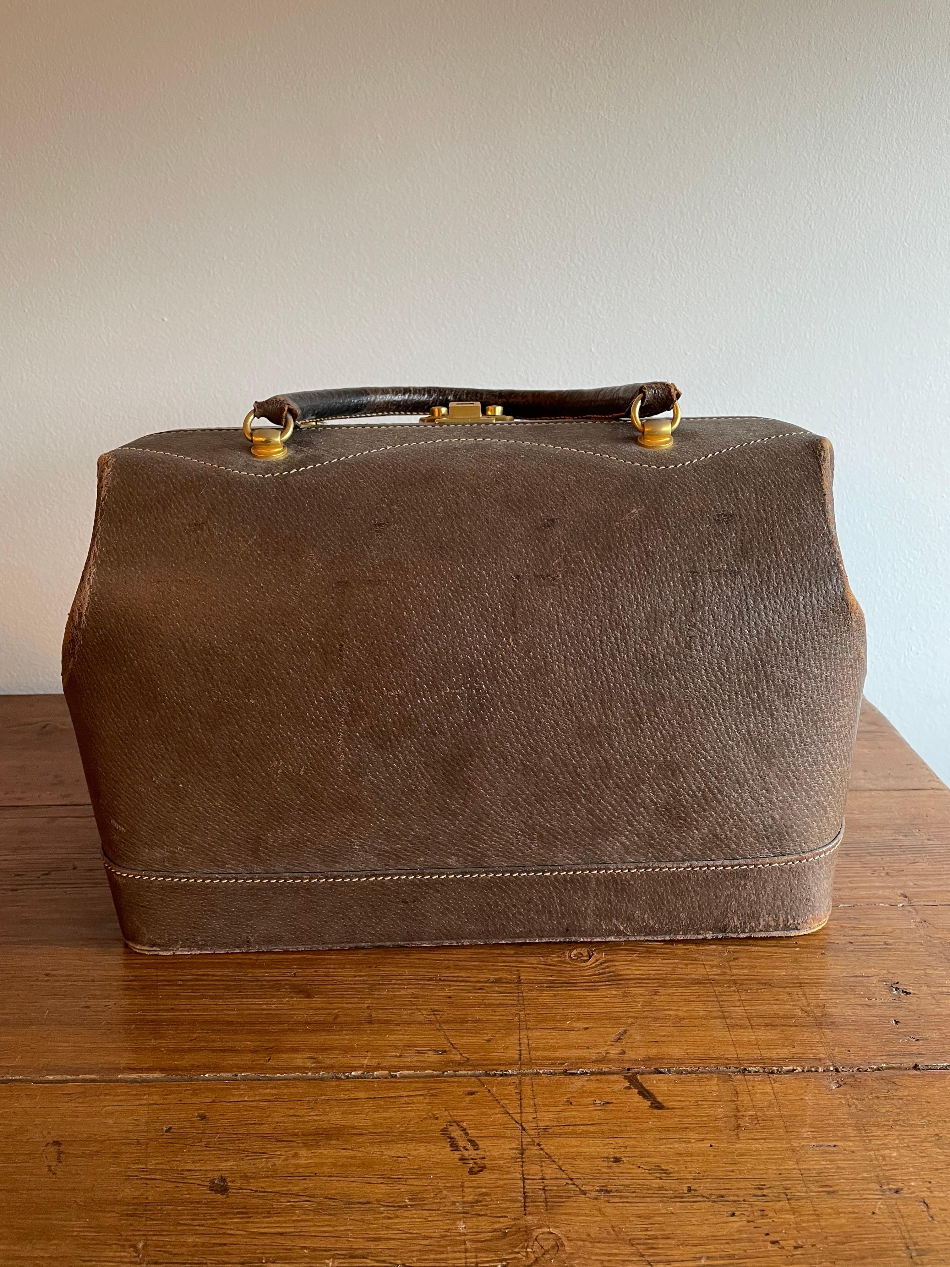 Gucci vintage 60s / 70s trunk in wild boar leather 2