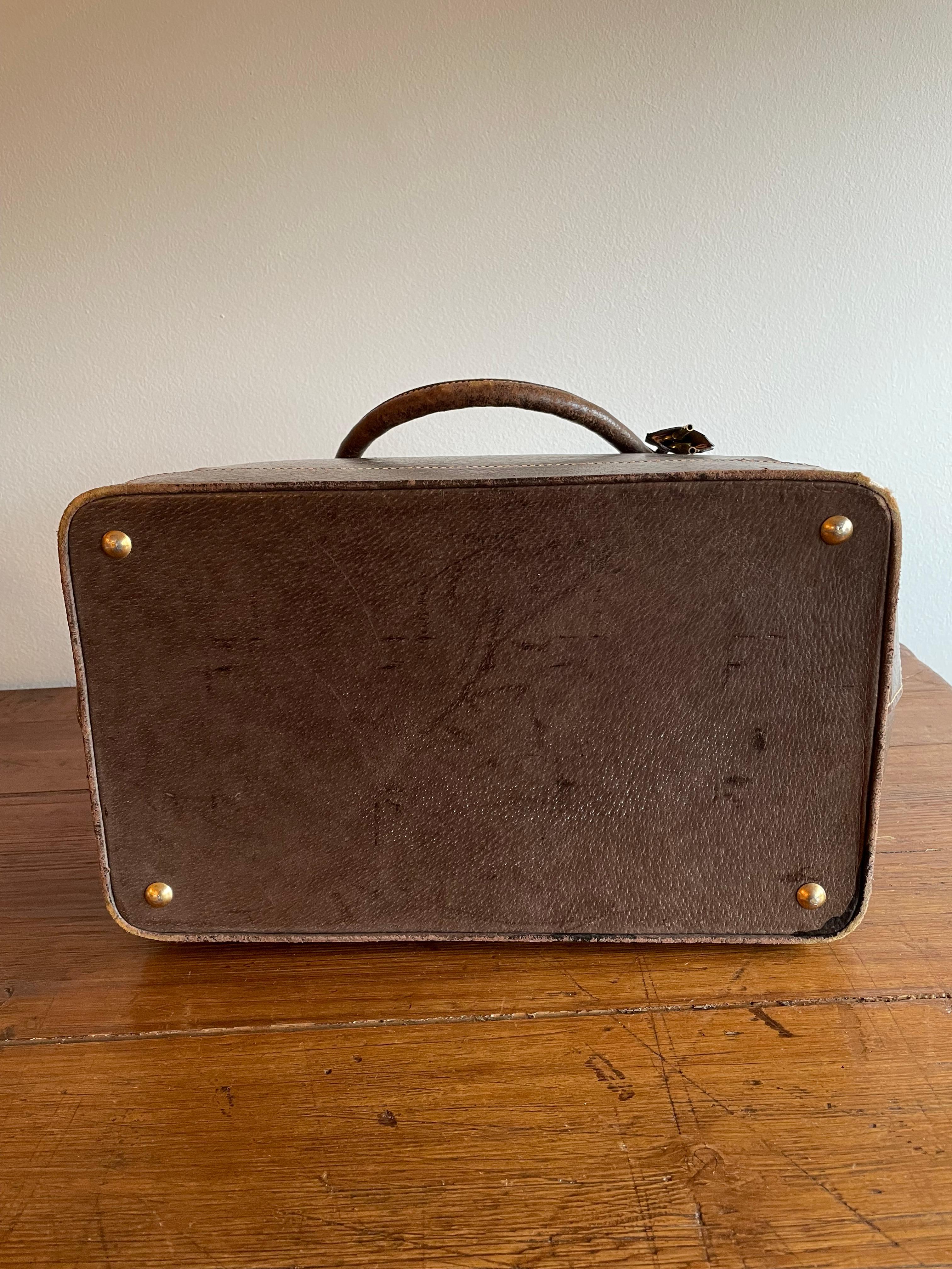 Gucci vintage 60s / 70s trunk in wild boar leather 3
