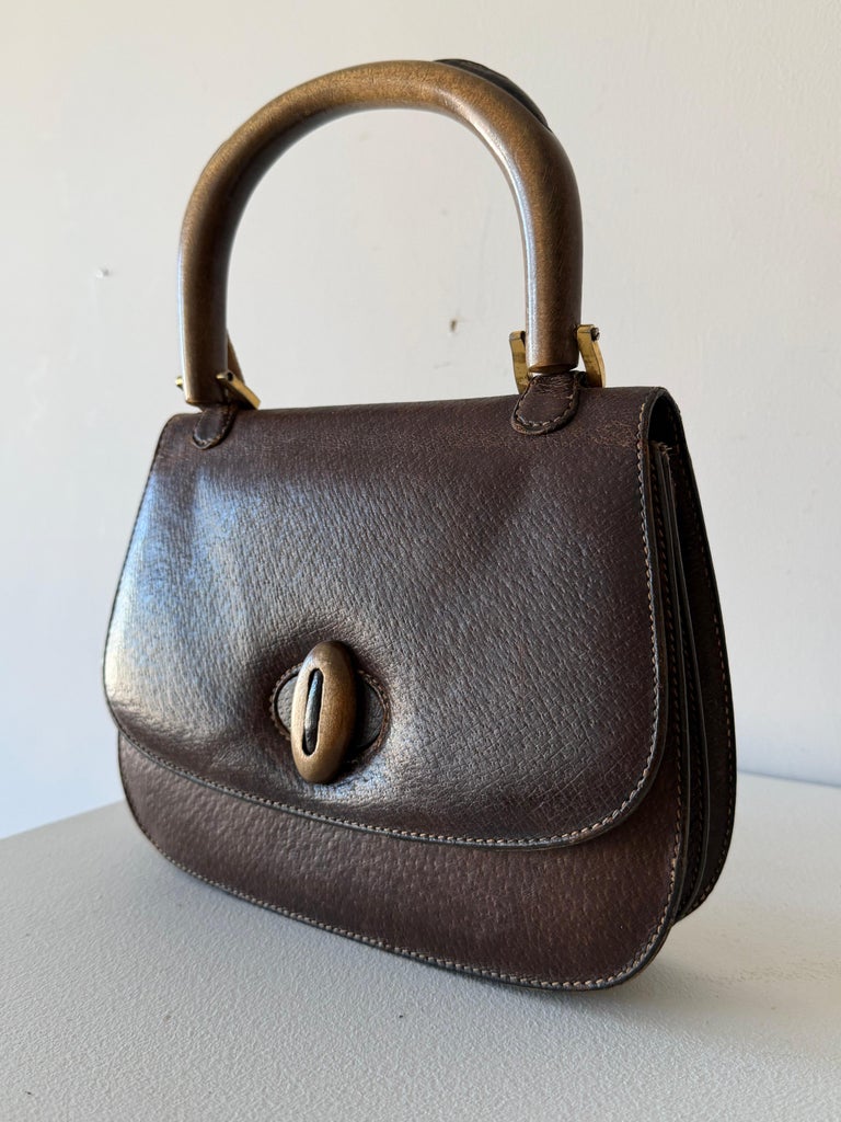 GUCCI Vintage 70s Brown Leather Handbag Wood Handle Bag Rare For