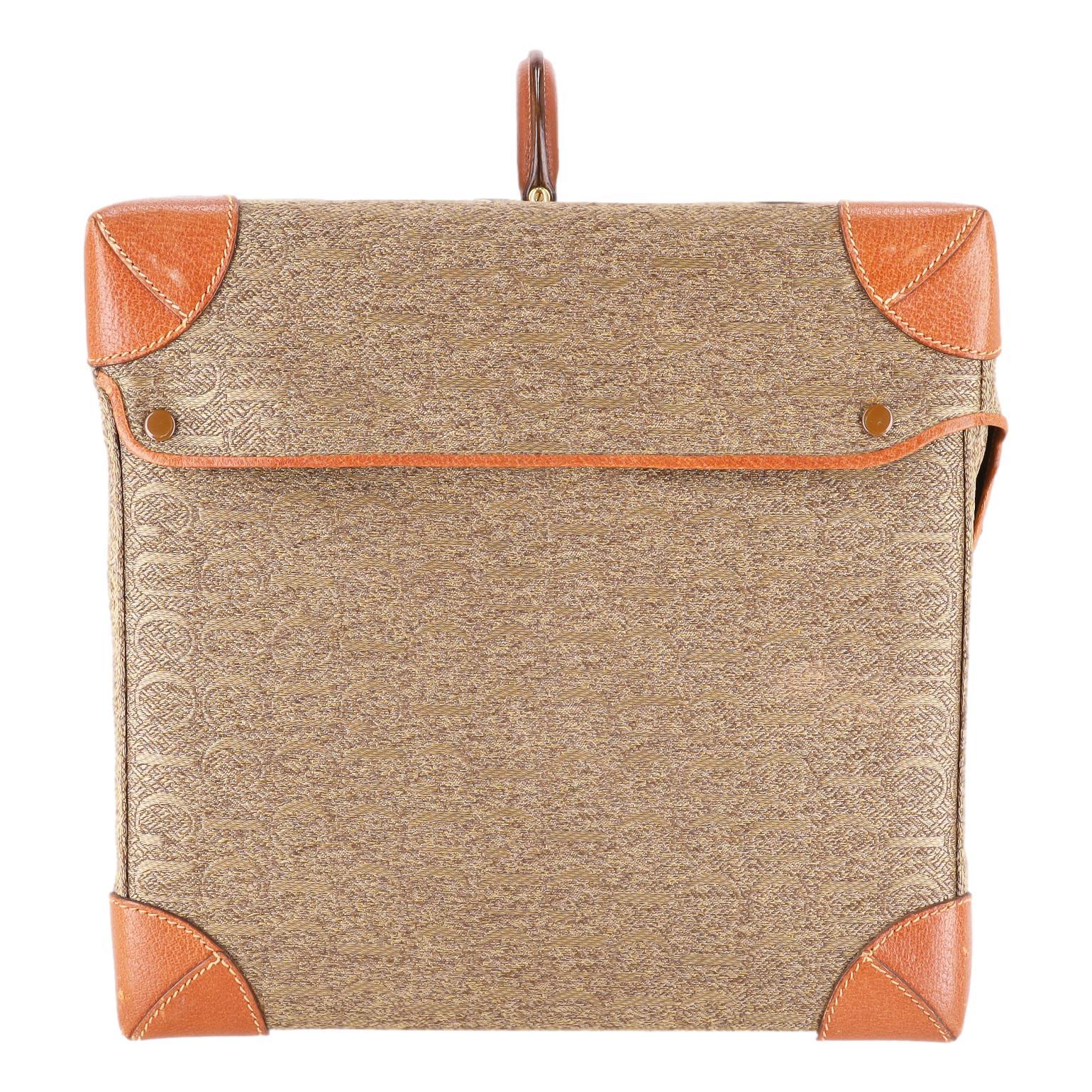 Gucci Vintage All-Over 'Gucci' Logo Canvas Kosmetikkoffer (Braun) im Angebot