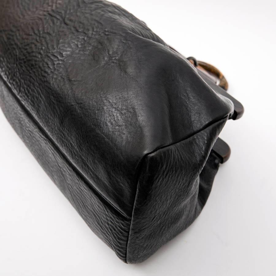 Women's GUCCI Vintage Bag in Black Cowhide Leather and Ribbed Wood For Sale