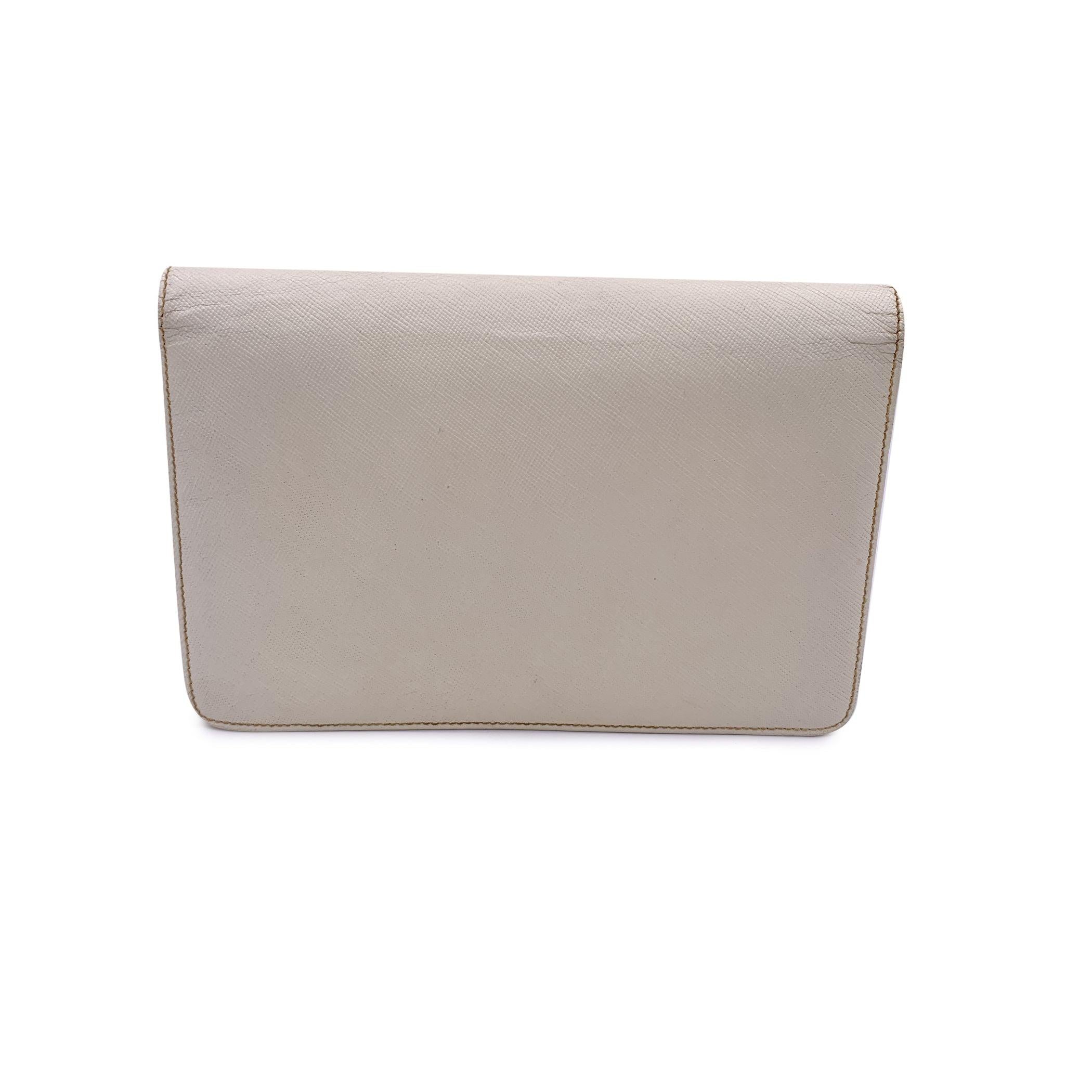 Gucci Vintage Beige Cream Leather Horsebit Clutch Pochette Bag In Good Condition In Rome, Rome