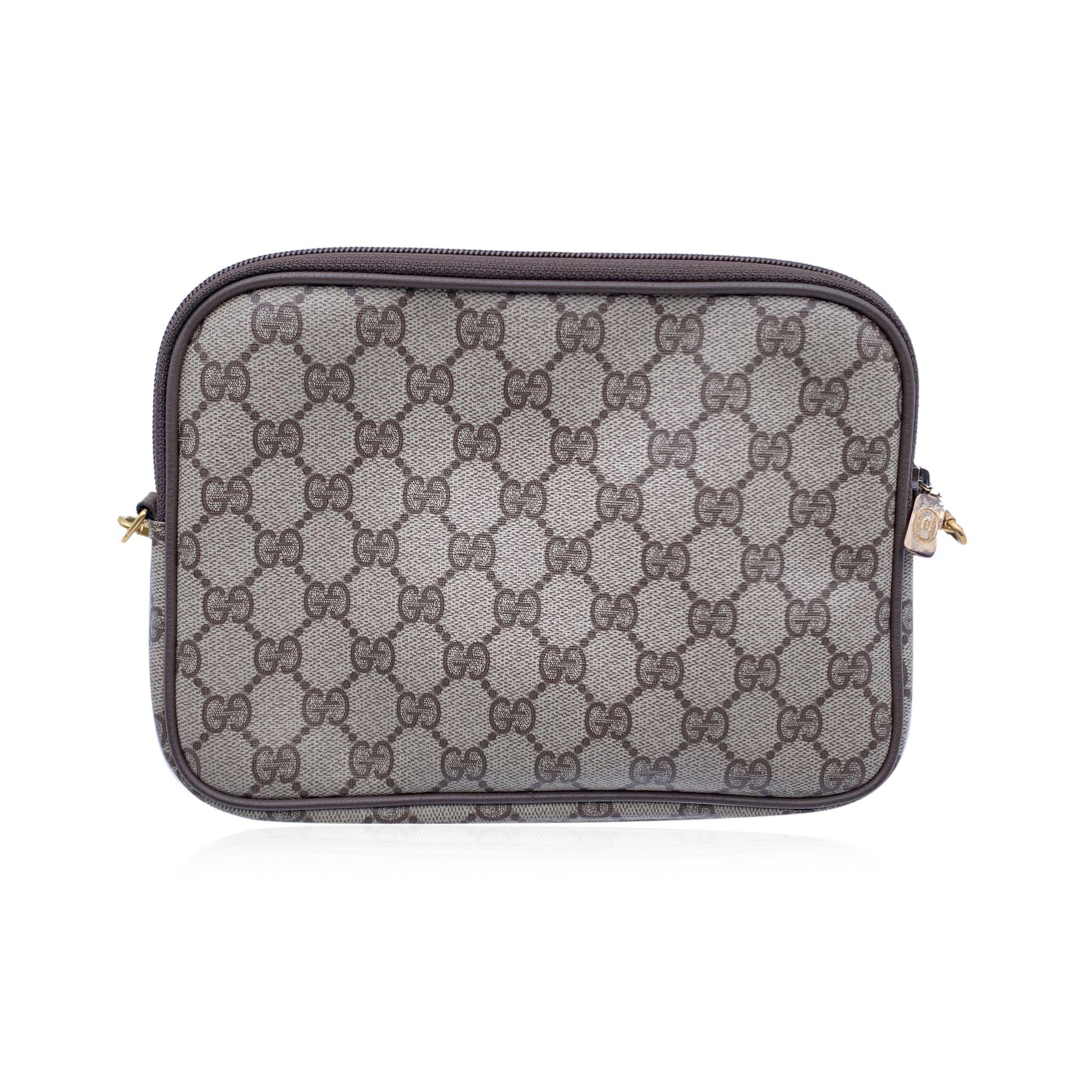 Gucci Vintage Beige GG Monogram Canvas Crossbody Messenger Bag In Good Condition In Rome, Rome