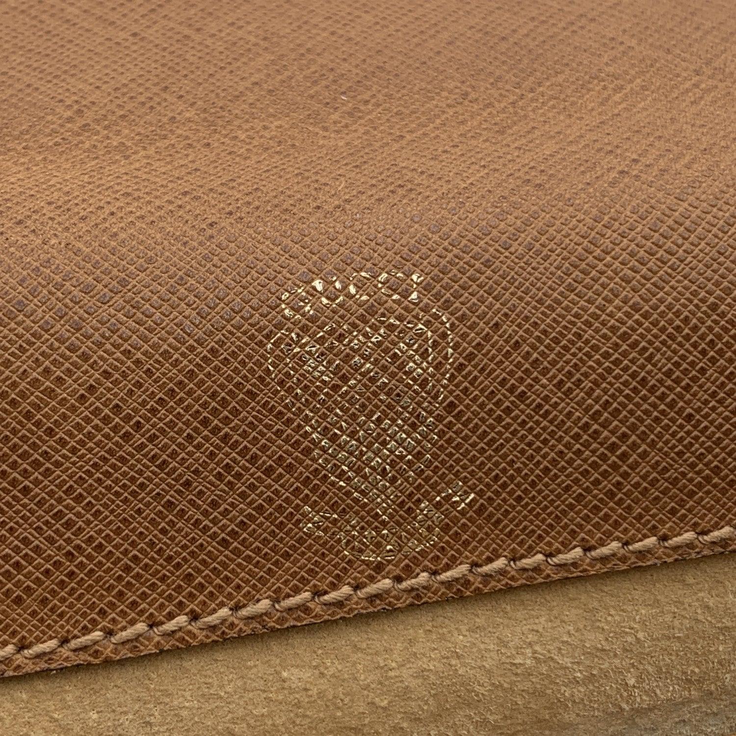 Gucci Vintage Beige Leather Men Purse Shoulder Bag 2