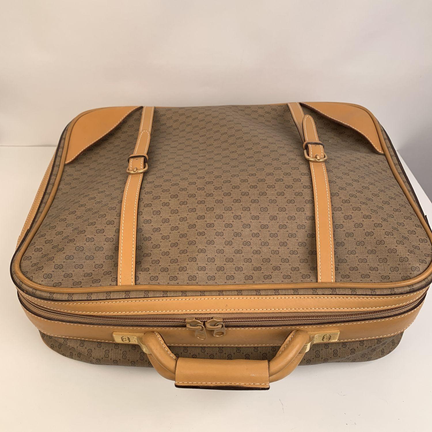 Gucci Vintage Beige Monogram Canvas Cabin Size Suitcase Travel Bag In Excellent Condition In Rome, Rome