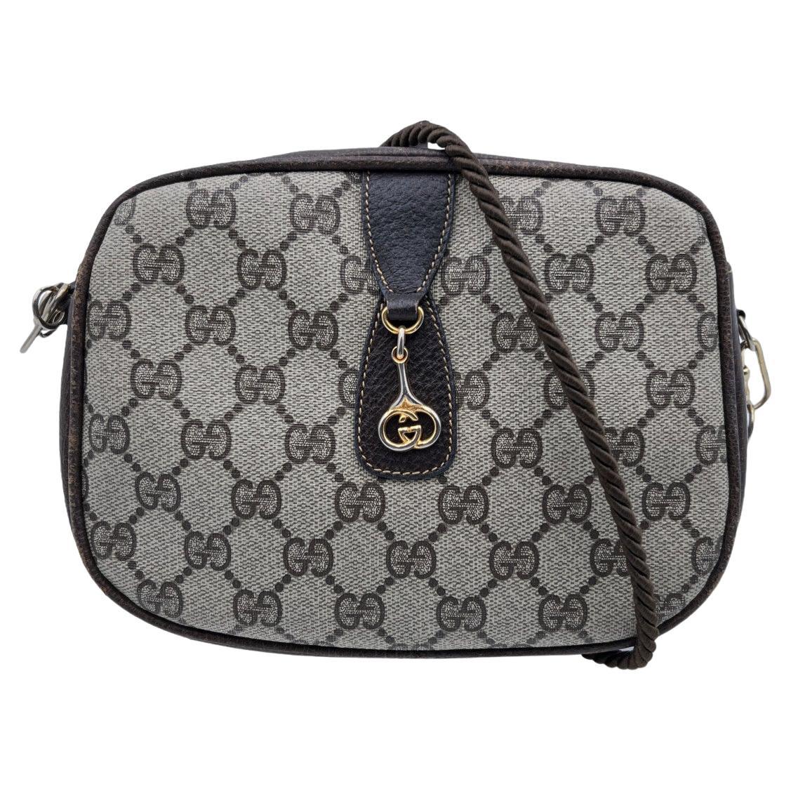 Gucci New Red leather Crossbody Bag Dollar Calf Interlocking Chain For Sale at 1stDibs gucci