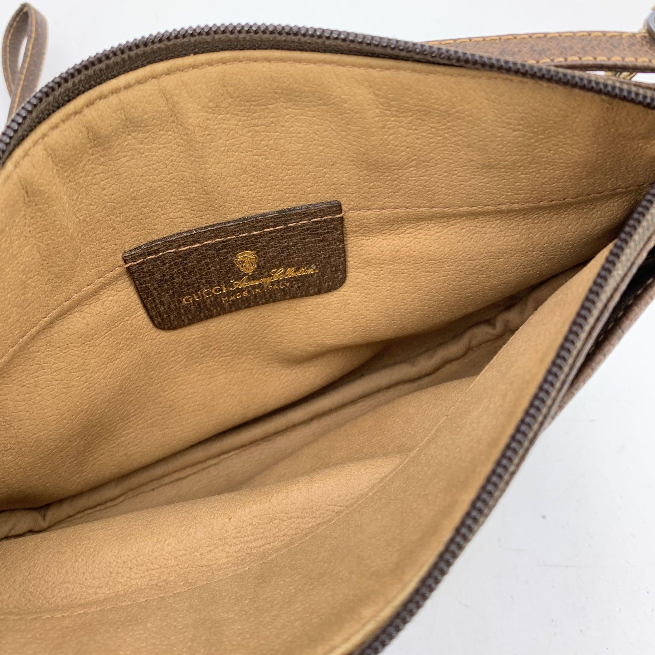 Gucci Vintage Beige Monogram Canvas Small Zip Crossbody Bag For Sale 1