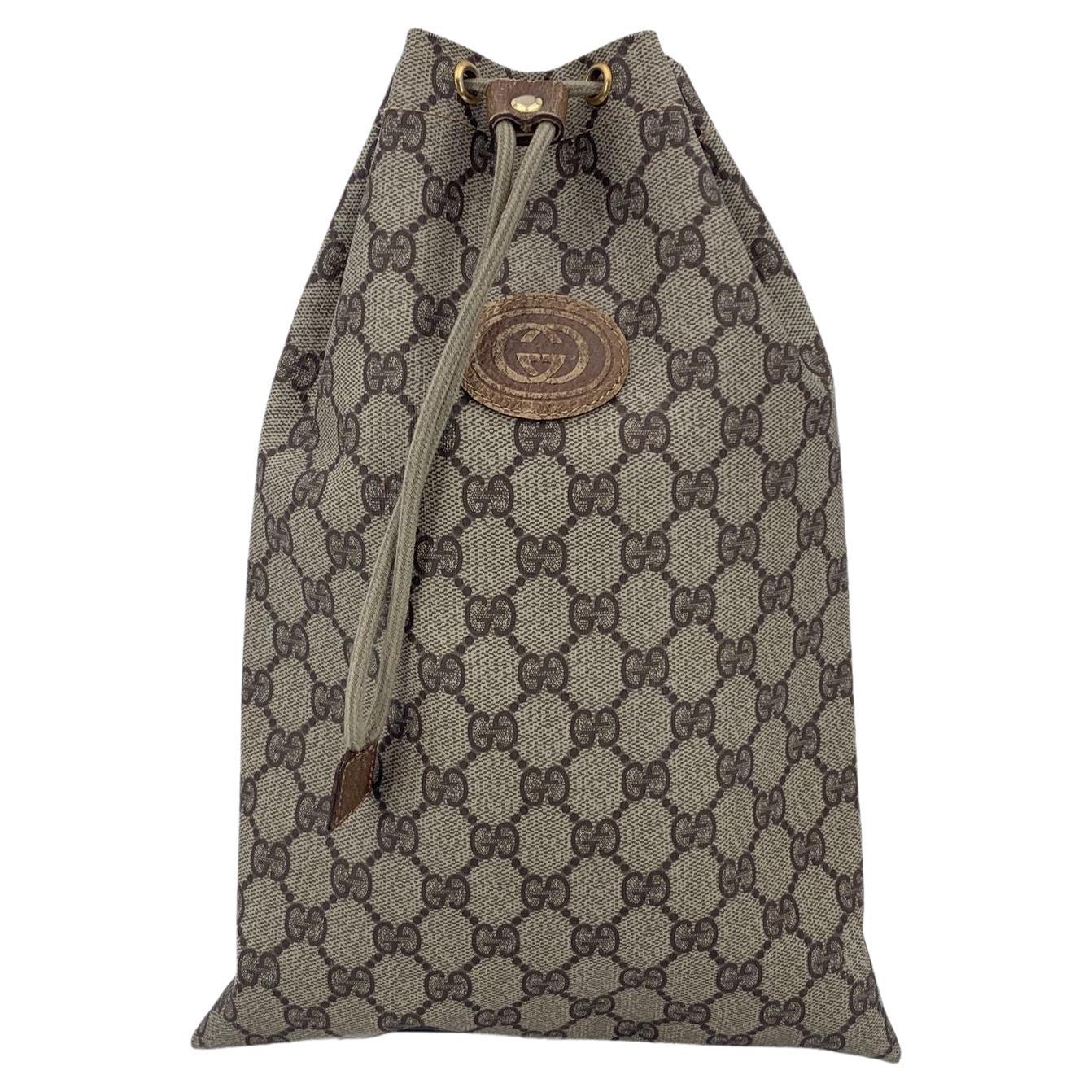 Gucci Vintage Monogramme Canvas Unisex Pouch Zip Case Bag en vente