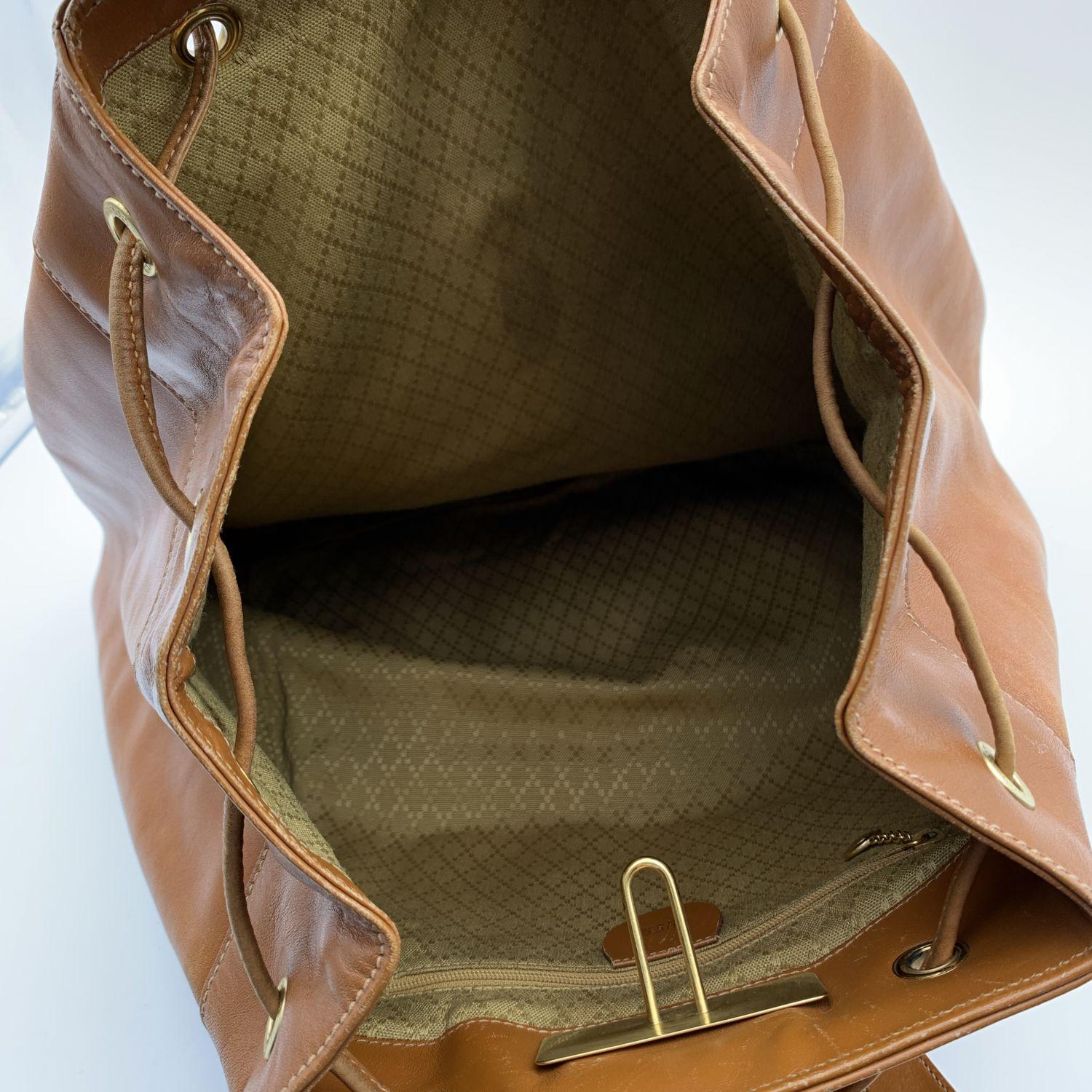 Gucci Vintage Beige Tan Leather Drawstring Backpack Shoulder Bag 2