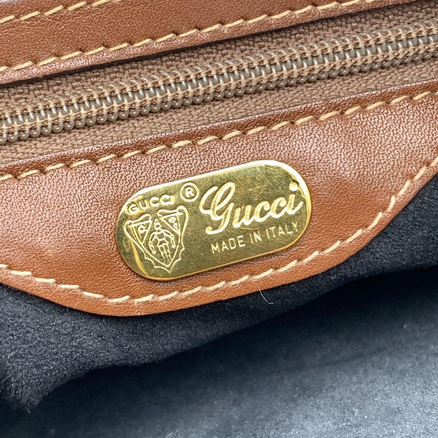 Gucci Vintage Black and Brown Leather Messenger Shoulder Bag 2