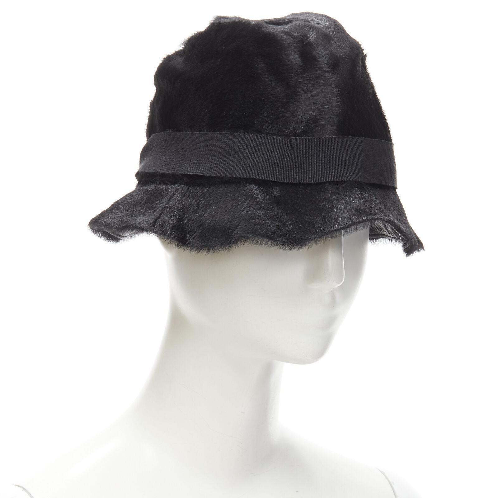 GUCCI Vintage black calf hair leather GG logo grosgrain ribbon bucket hat M In Good Condition For Sale In Hong Kong, NT